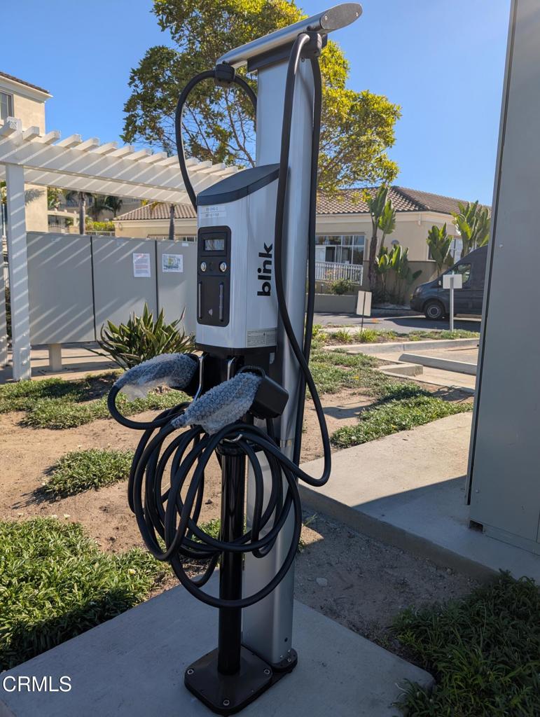 Oxnard, California, 93035, United States, 2 Bedrooms Bedrooms, ,3 BathroomsBathrooms,Residential,For Sale,1982158