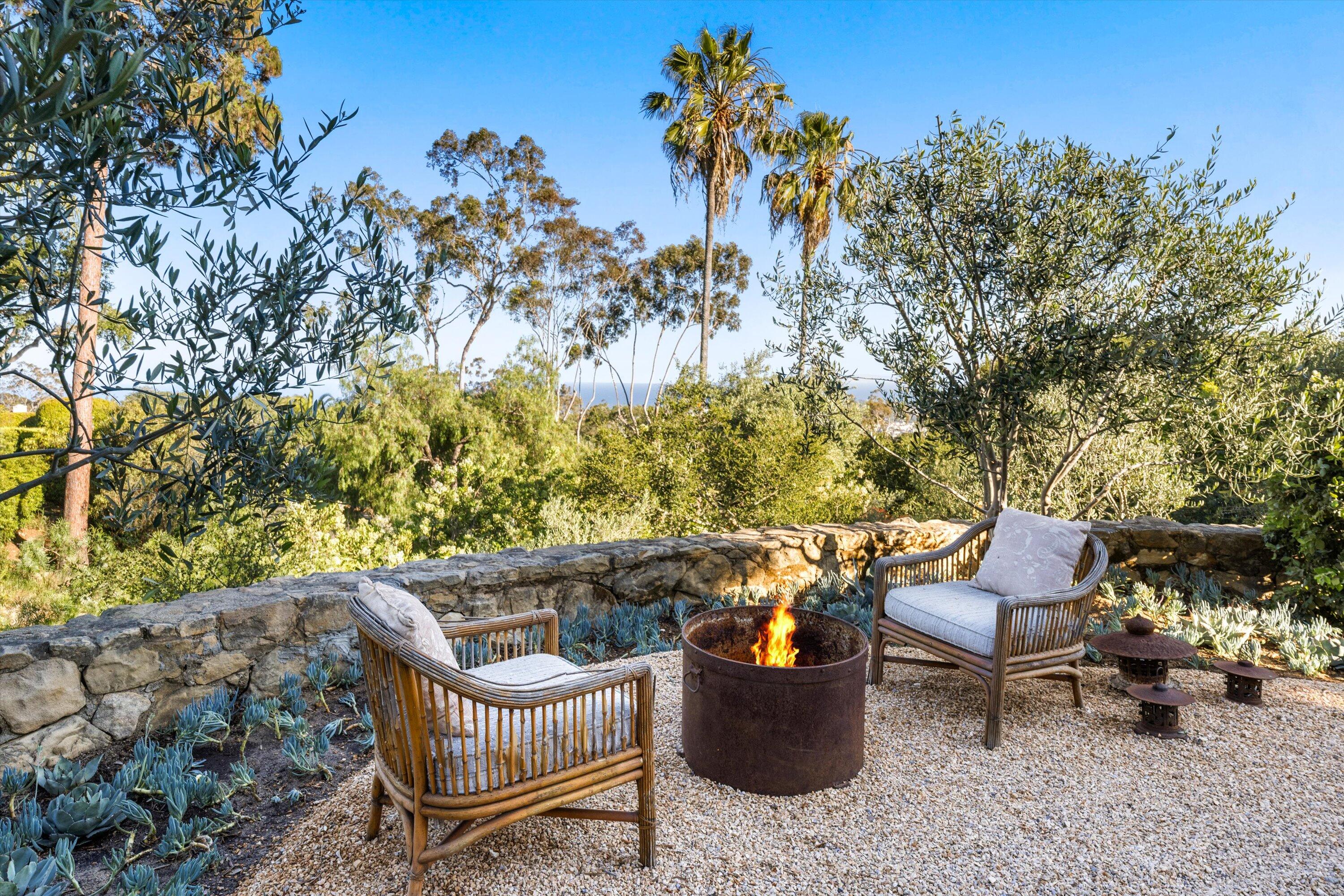 Santa Barbara, California, 93103, United States, 5 Bedrooms Bedrooms, ,5 BathroomsBathrooms,Residential,For Sale,1910824