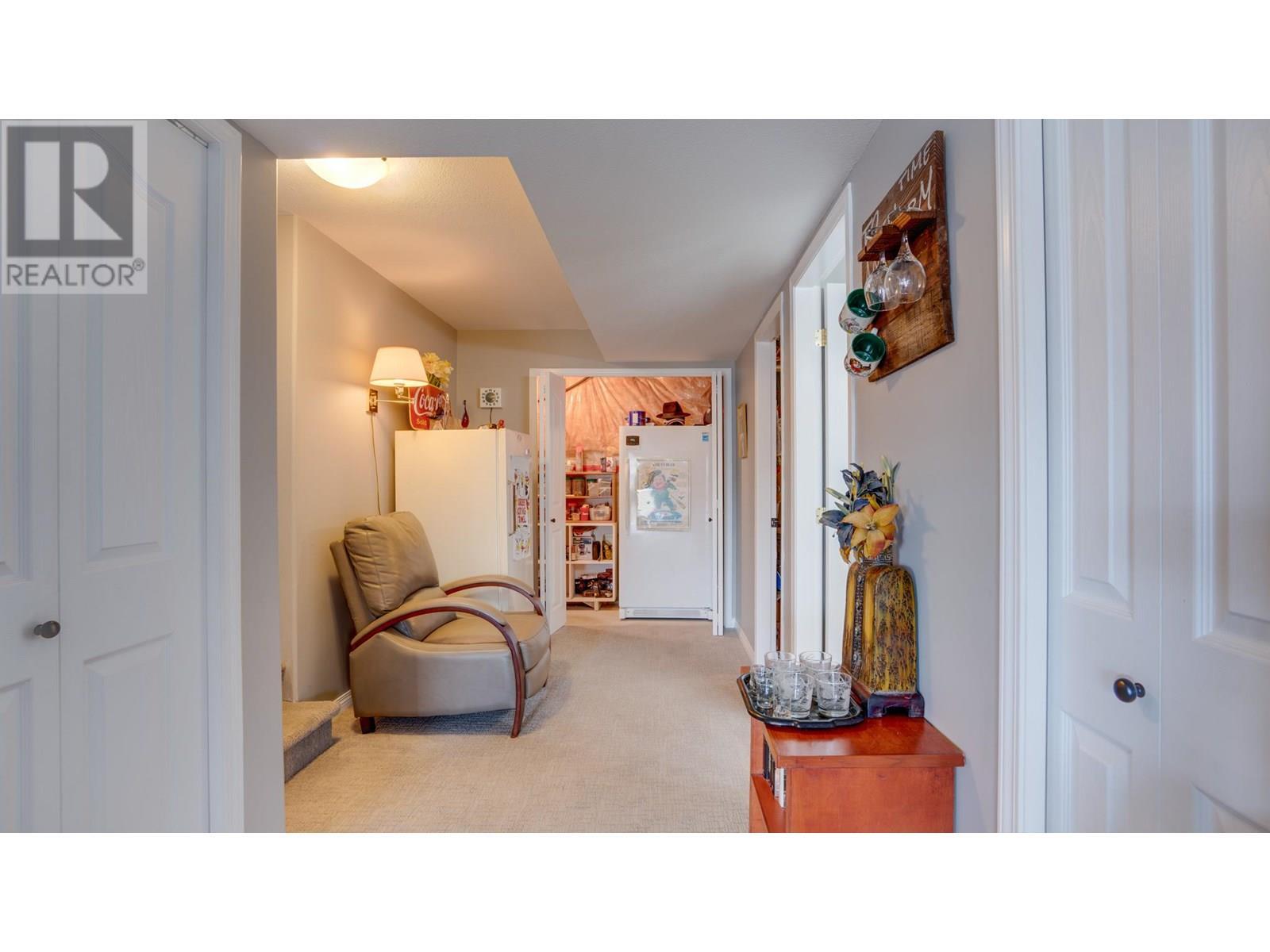 VERNON, British Columbia, V1T 2N4, CA, 3 Bedrooms Bedrooms, ,3 BathroomsBathrooms,Residential,For Sale,1890662