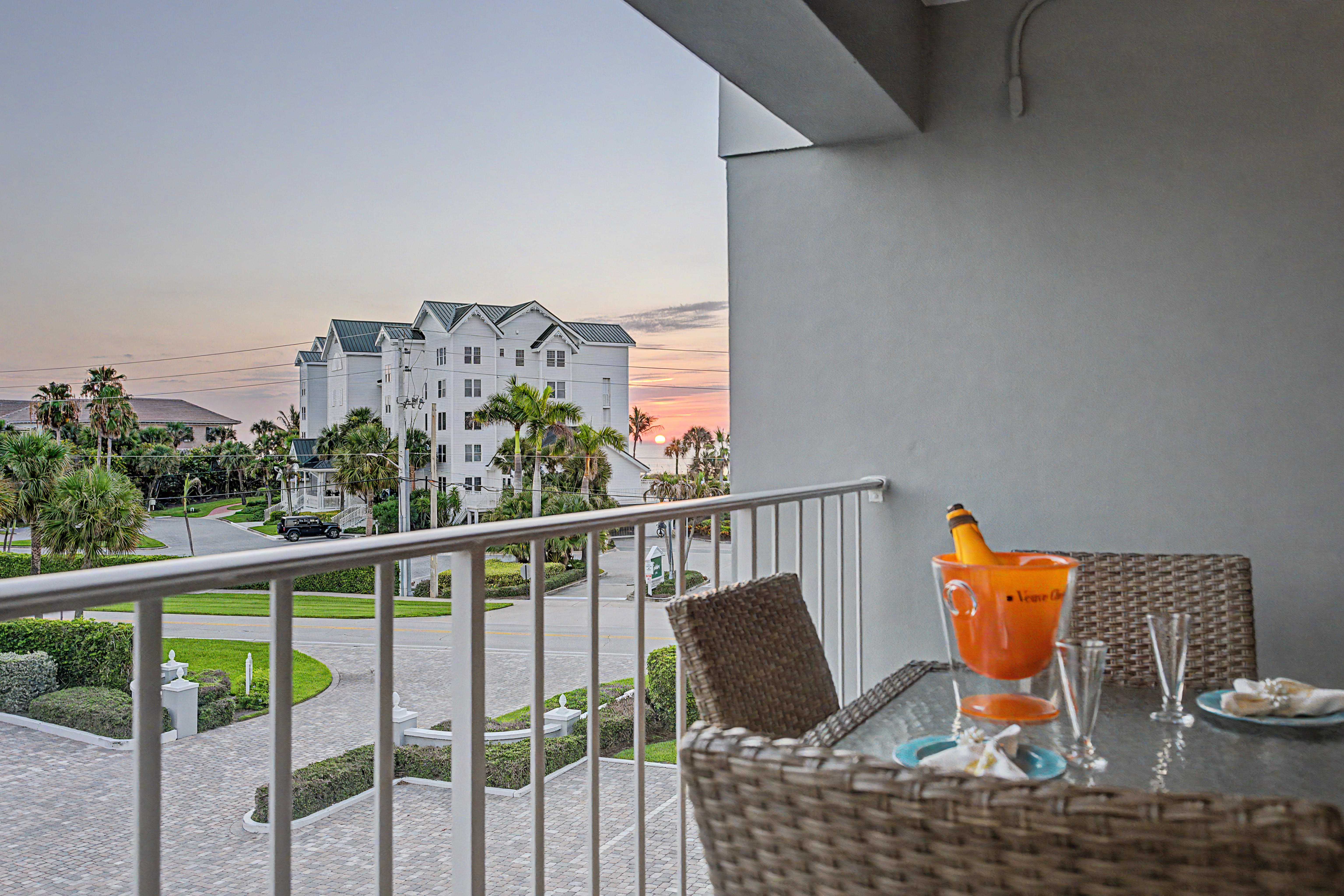  2743 Ocean Drive, Vero Beach, FL, 32963 - 物件實景