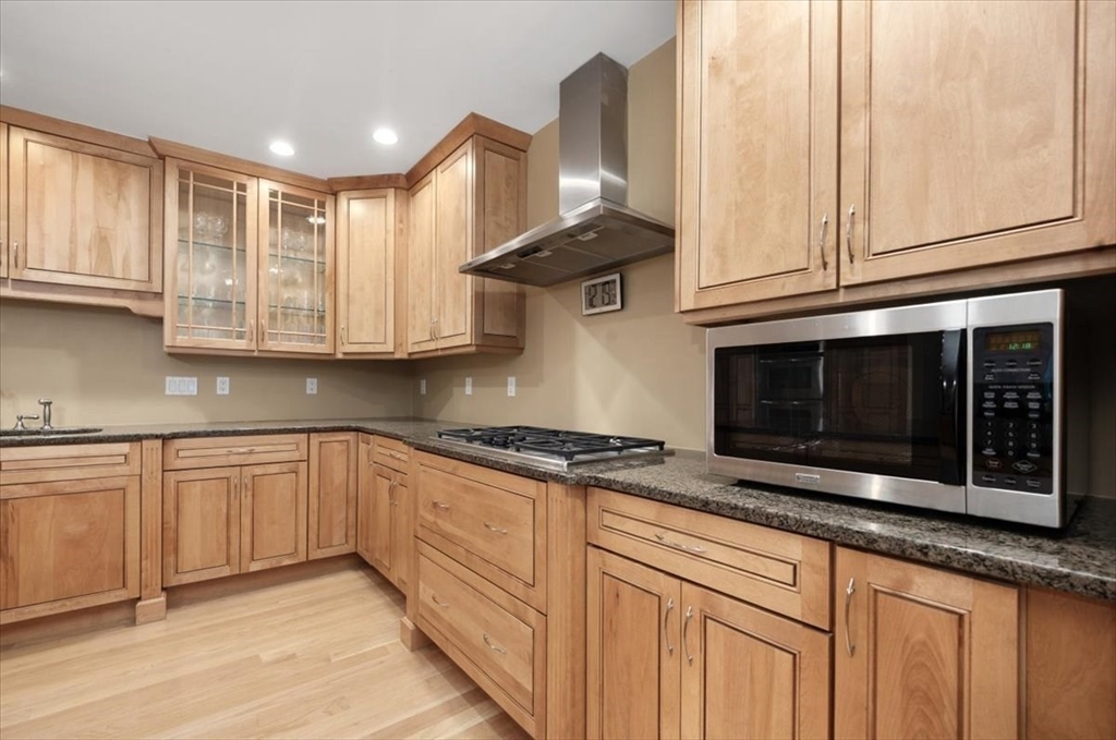 Hanover, Massachusetts, 02339, United States, 5 Bedrooms Bedrooms, ,5 BathroomsBathrooms,Residential,For Sale,1940579