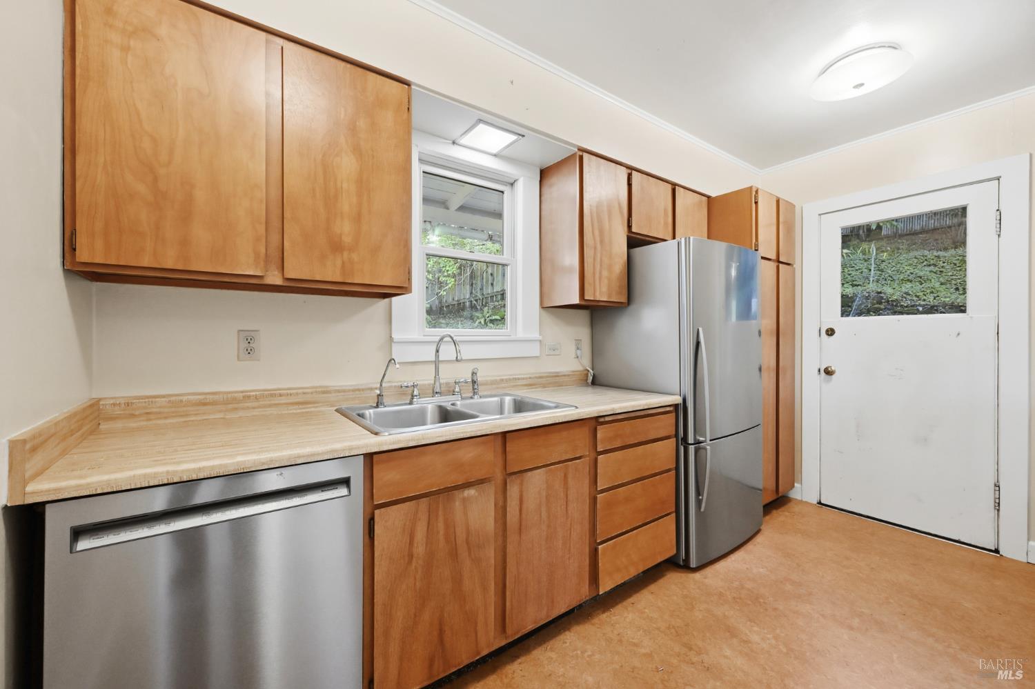 Fairfax, California, 94930, United States, 2 Bedrooms Bedrooms, ,2 BathroomsBathrooms,Residential,For Sale,1989097