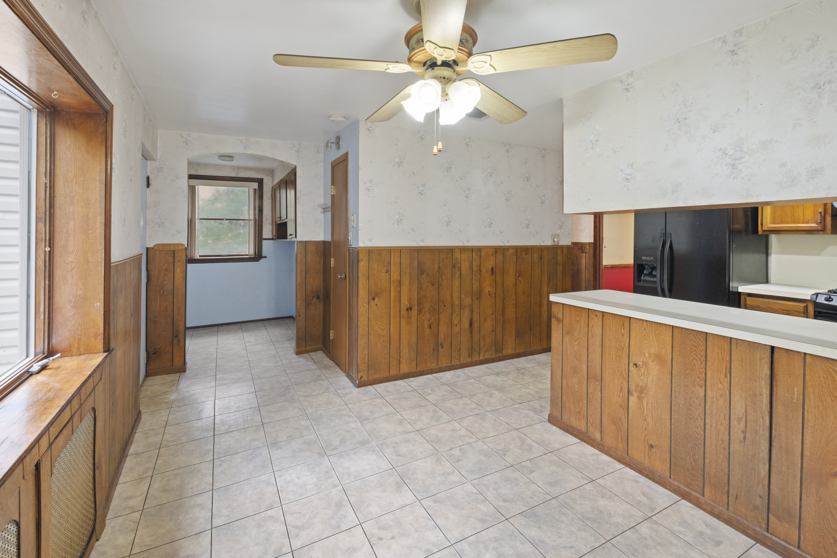 Floral Park, New York, 11001, United States, 3 Bedrooms Bedrooms, ,1 BathroomBathrooms,Residential,For Sale,1988885