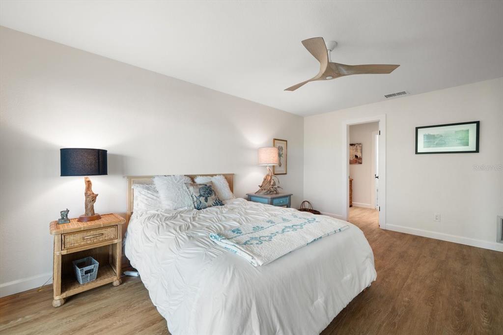 Indian Rocks Beach, Florida, 33785, United States, 2 Bedrooms Bedrooms, ,2 BathroomsBathrooms,Residential,For Sale,1993005