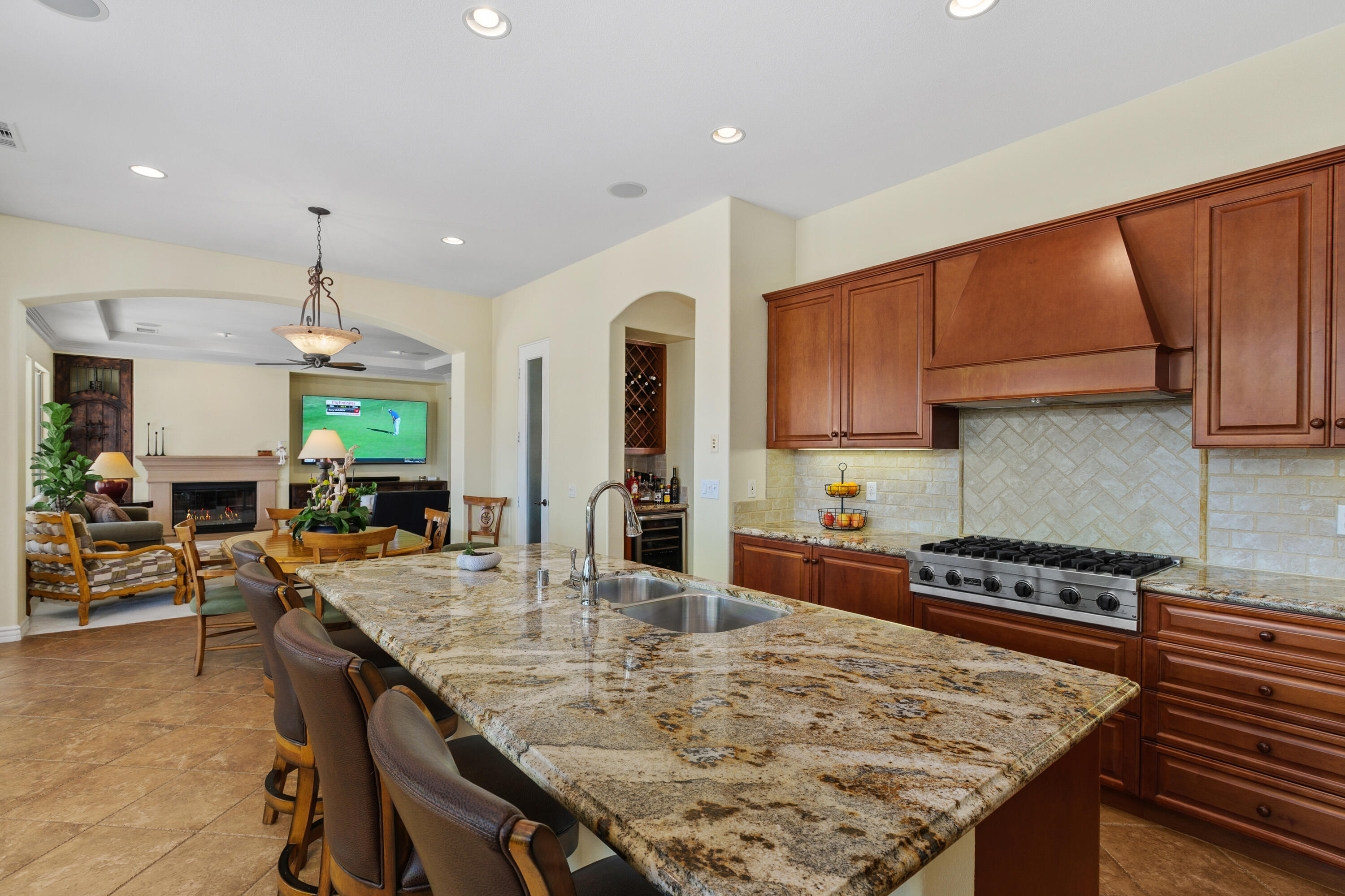 La Quinta, California, 92253, United States, 4 Bedrooms Bedrooms, ,4 BathroomsBathrooms,Residential,For Sale,2002150