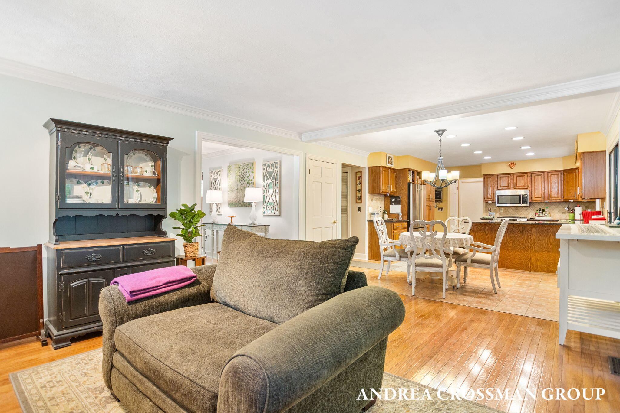 Holland, Michigan, 49424, United States, 5 Bedrooms Bedrooms, ,4 BathroomsBathrooms,Residential,For Sale,1947072