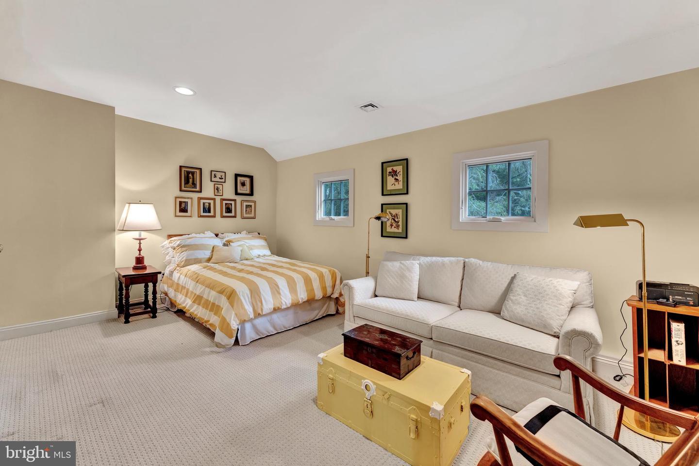 Princeton, New Jersey, 08540, United States, 5 Bedrooms Bedrooms, ,5 BathroomsBathrooms,Residential,For Sale,1947040