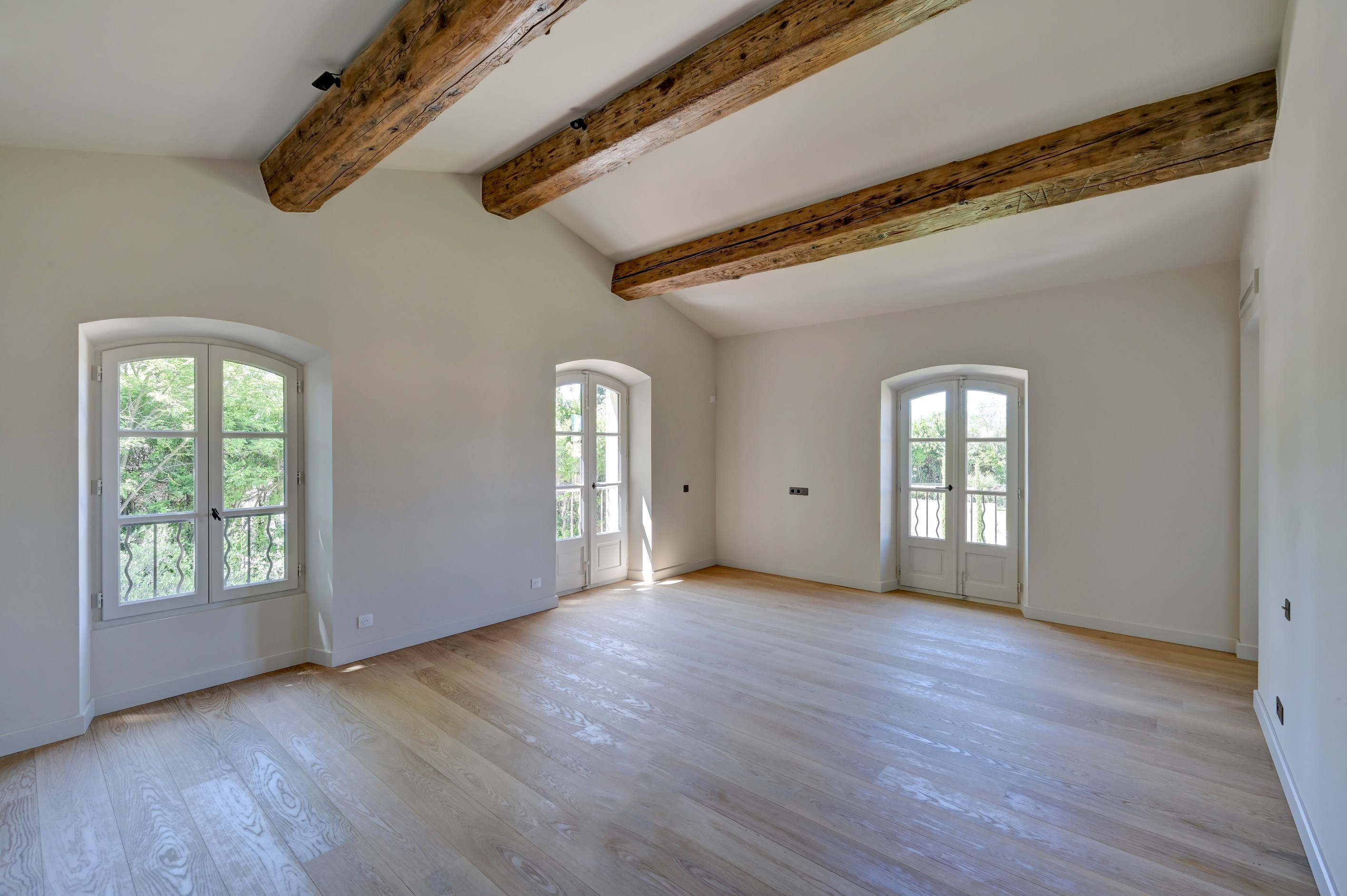 Exceptional property for sale in the heart of Saint Rémy de Provence - 物件實景