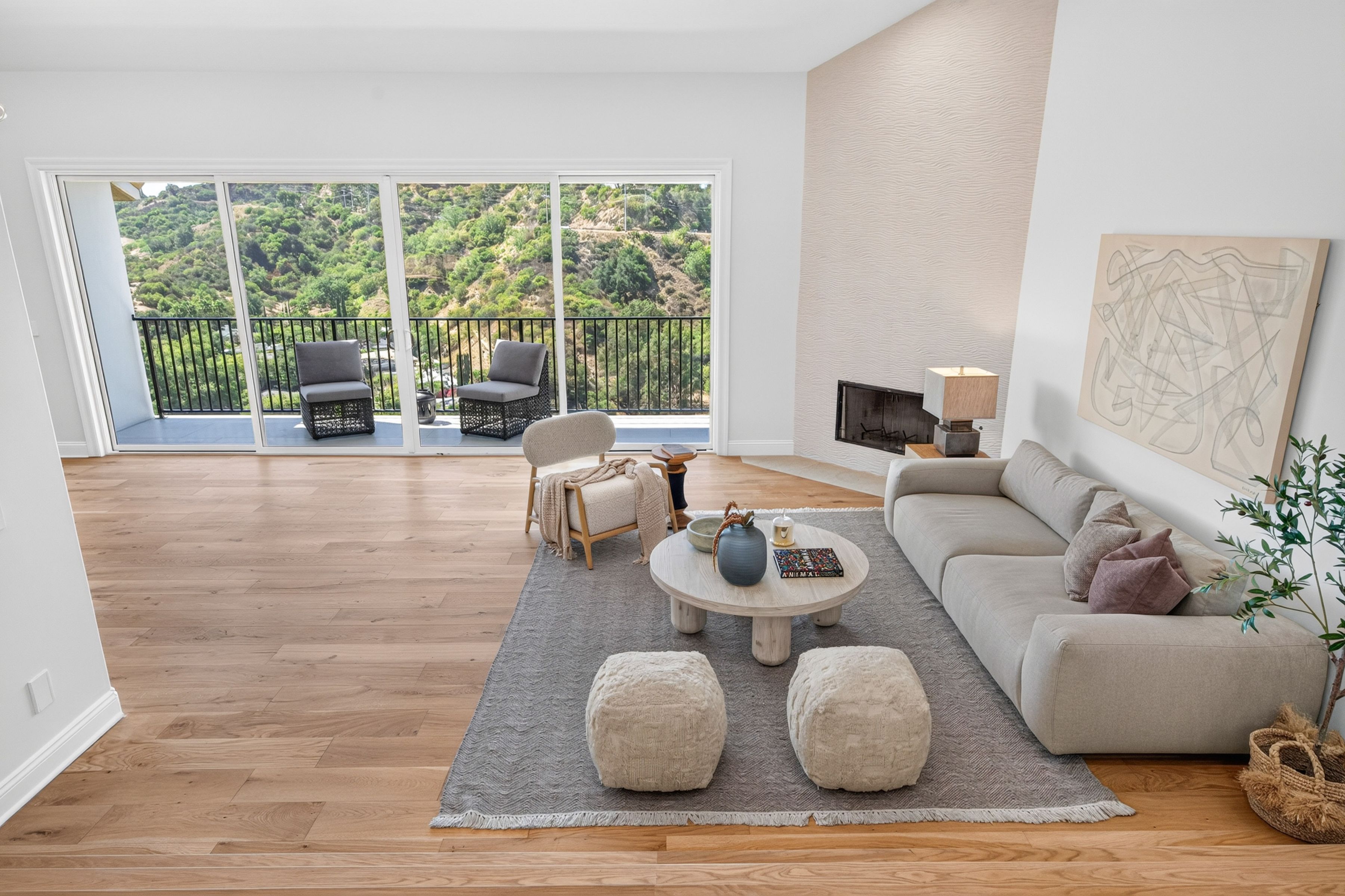  8045 Bulwer Dr - 物件實景