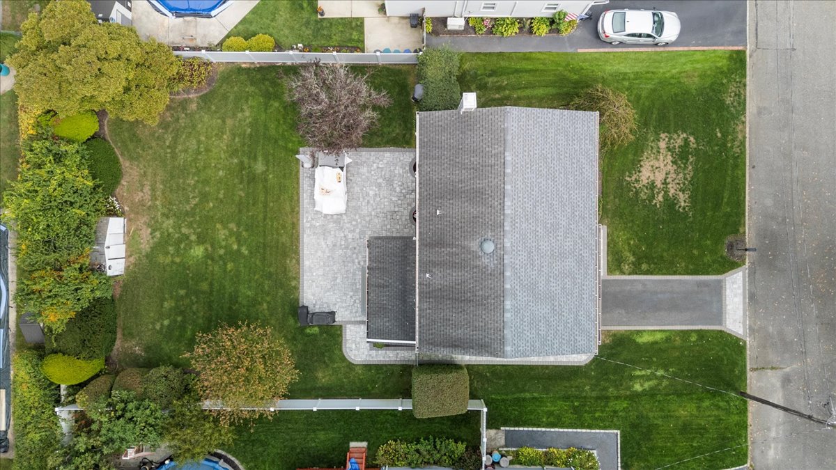 Sayville, New York, 11782, United States, 4 Bedrooms Bedrooms, ,3 BathroomsBathrooms,Residential,For Sale,1982763