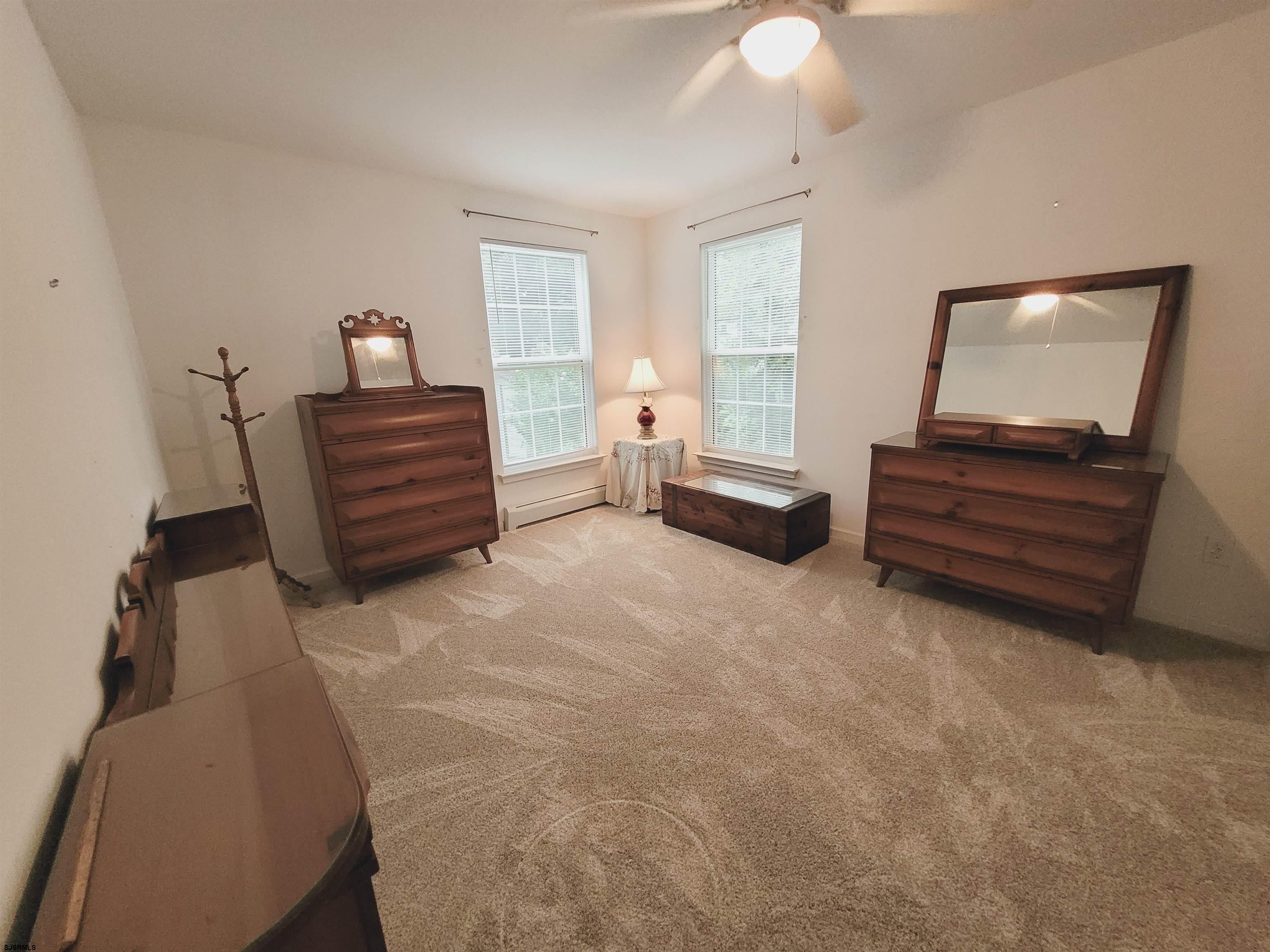 Absecon, New Jersey, 08201, United States, 5 Bedrooms Bedrooms, ,4 BathroomsBathrooms,Residential,For Sale,1908485