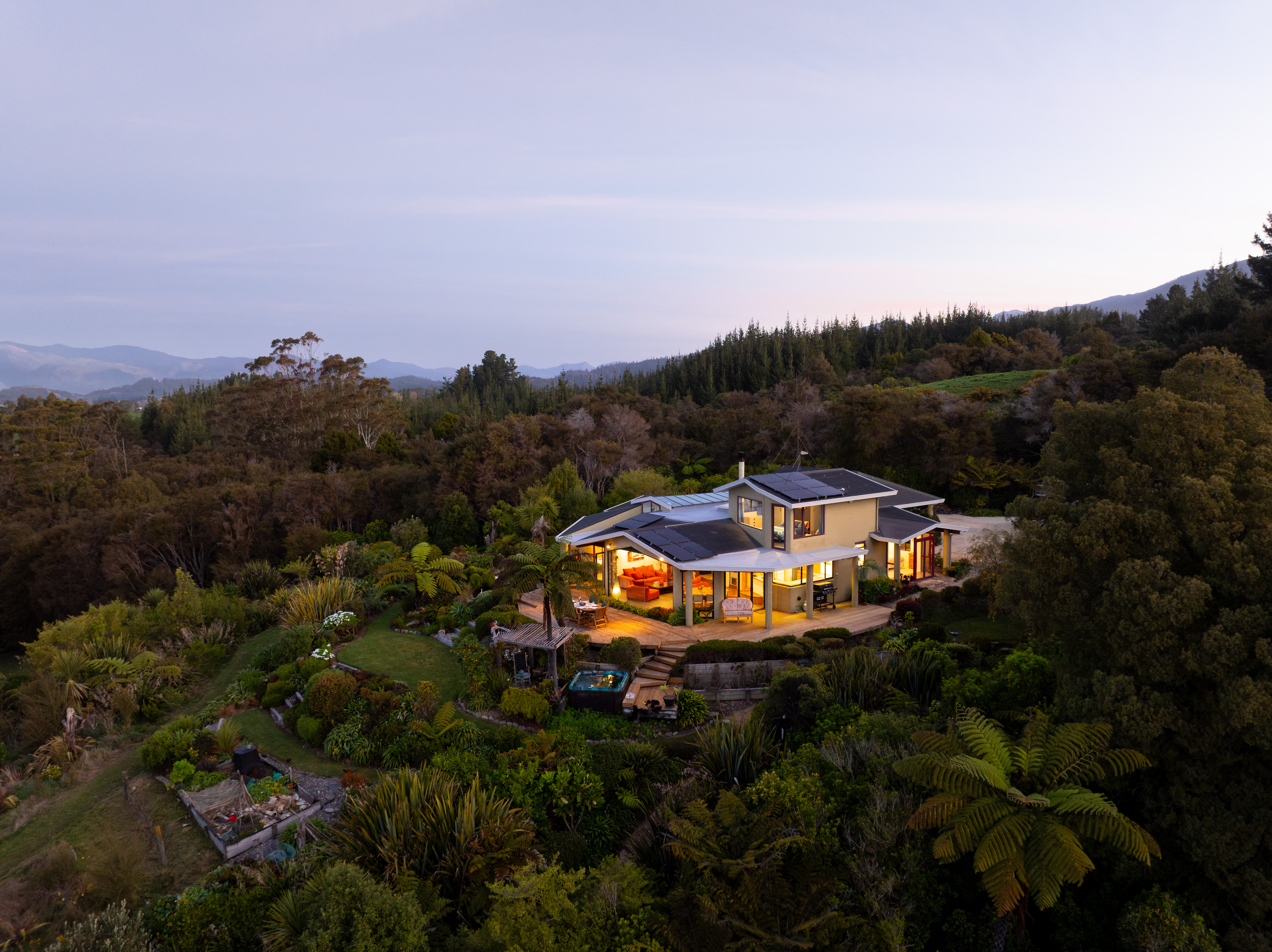  335 Patons Rock Road, Golden Bay - 物件實景
