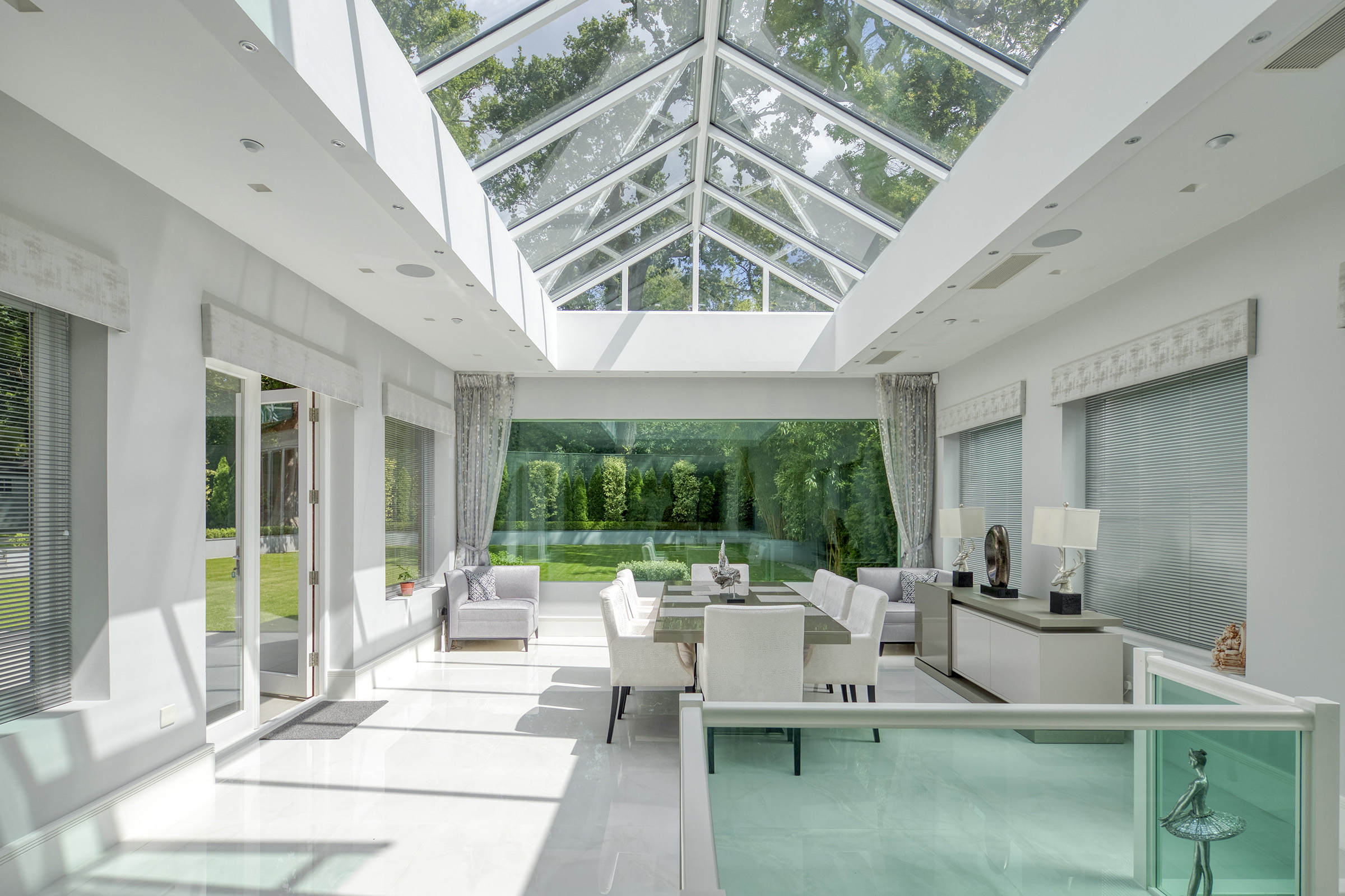  A grand modern house with extensive leisure facilities close to Richmond Park. - 物件實景