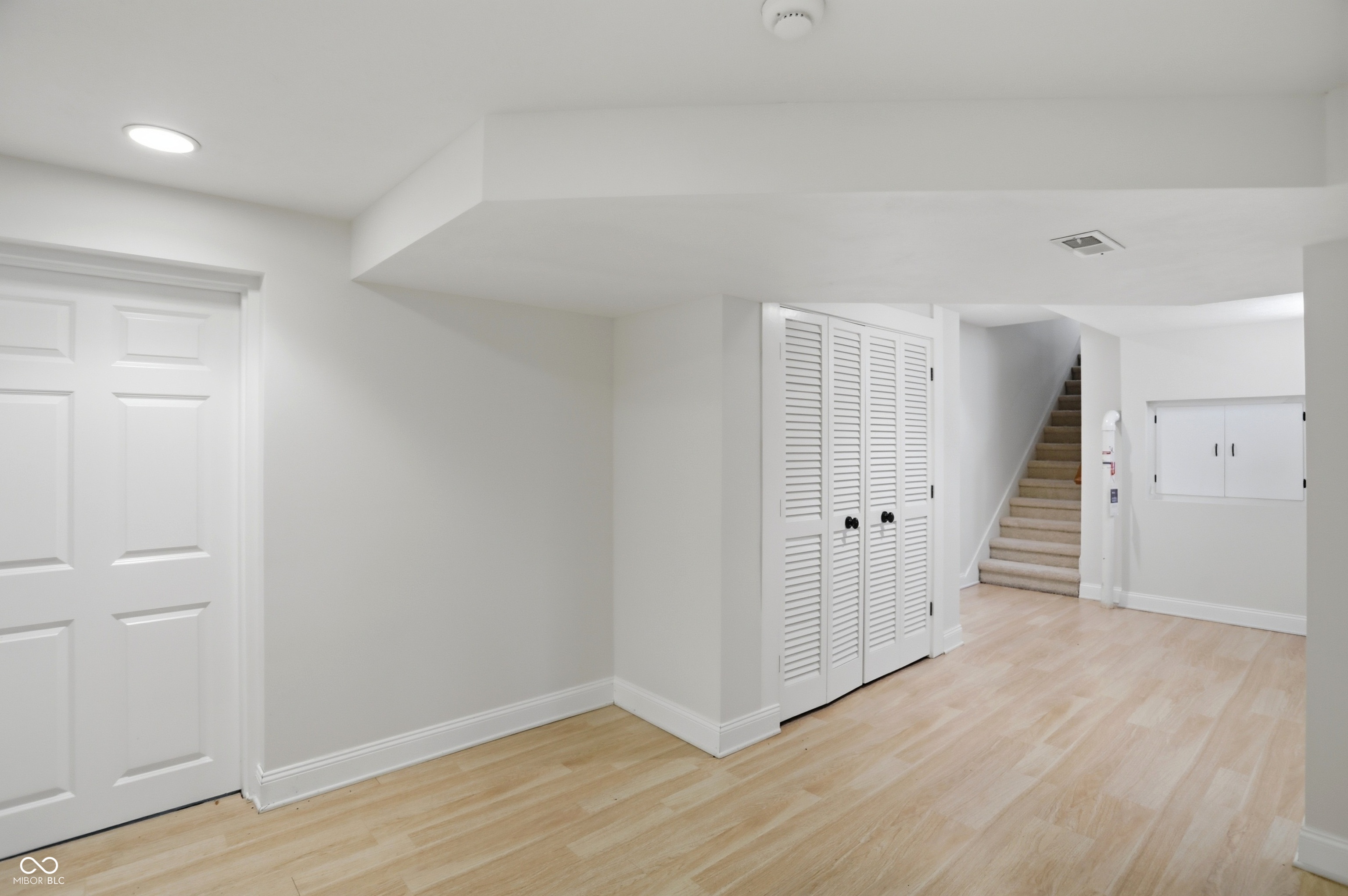 Indianapolis, Indiana, 46256, United States, 6 Bedrooms Bedrooms, ,10 BathroomsBathrooms,Residential,For Sale,2016946