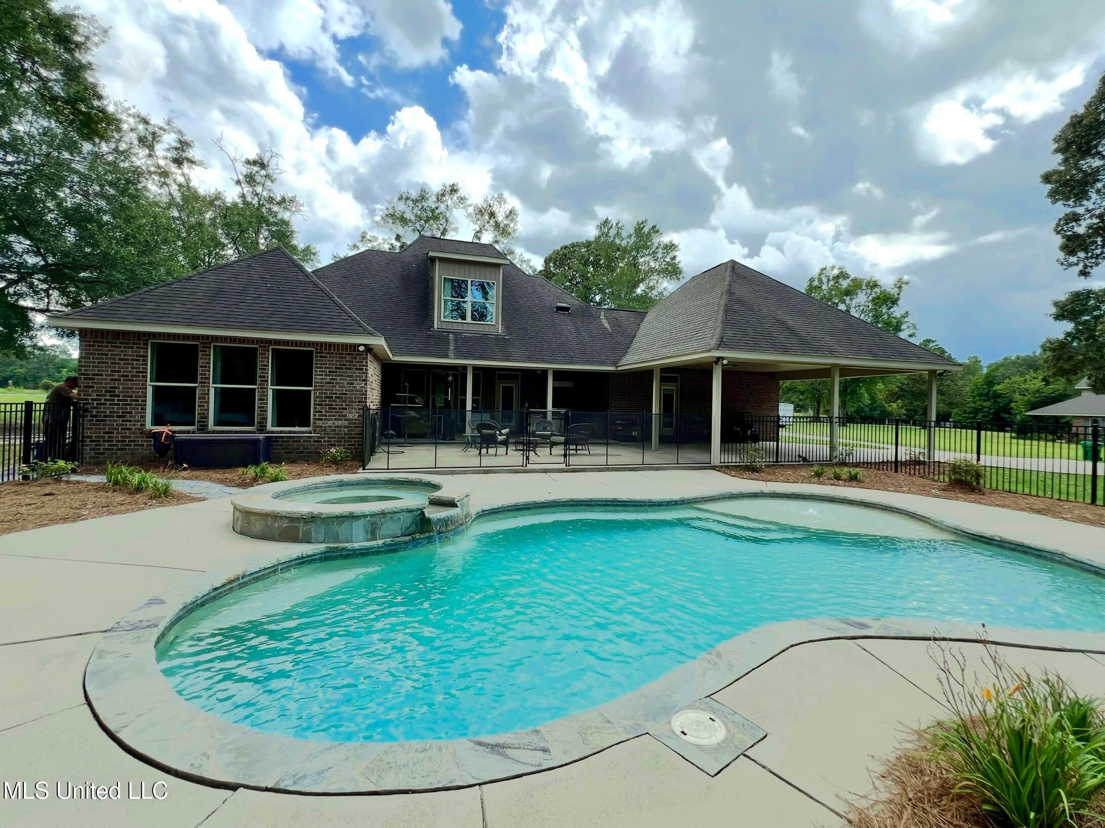Lucedale, Mississippi, 39452, United States, 4 Bedrooms Bedrooms, ,3 BathroomsBathrooms,Residential,For Sale,1890543
