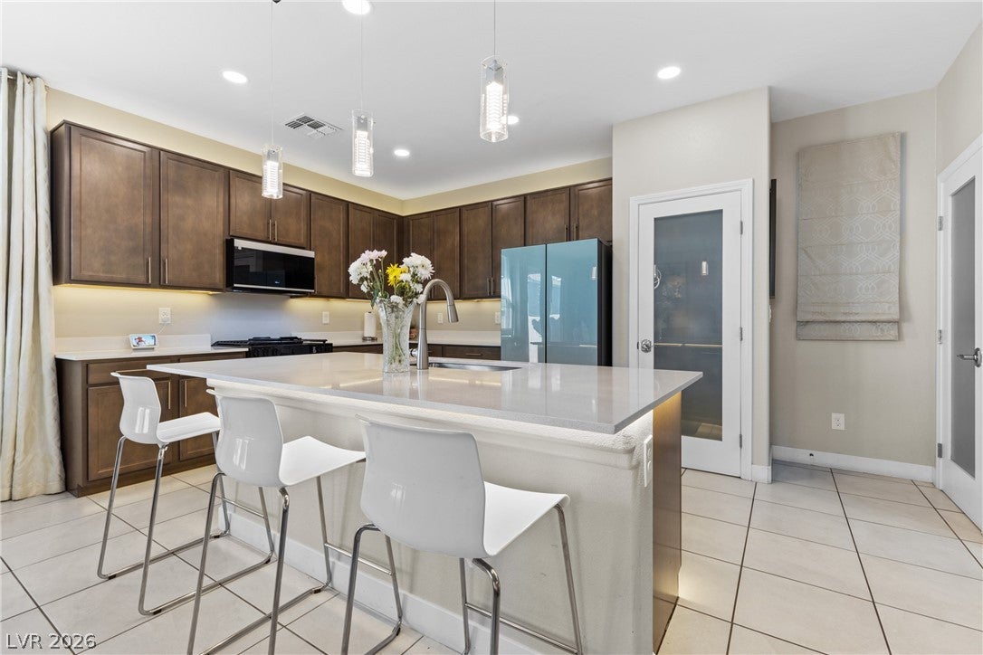 Las Vegas, Nevada, 89141, United States, 3 Bedrooms Bedrooms, ,3 BathroomsBathrooms,Residential,For Sale,2032290