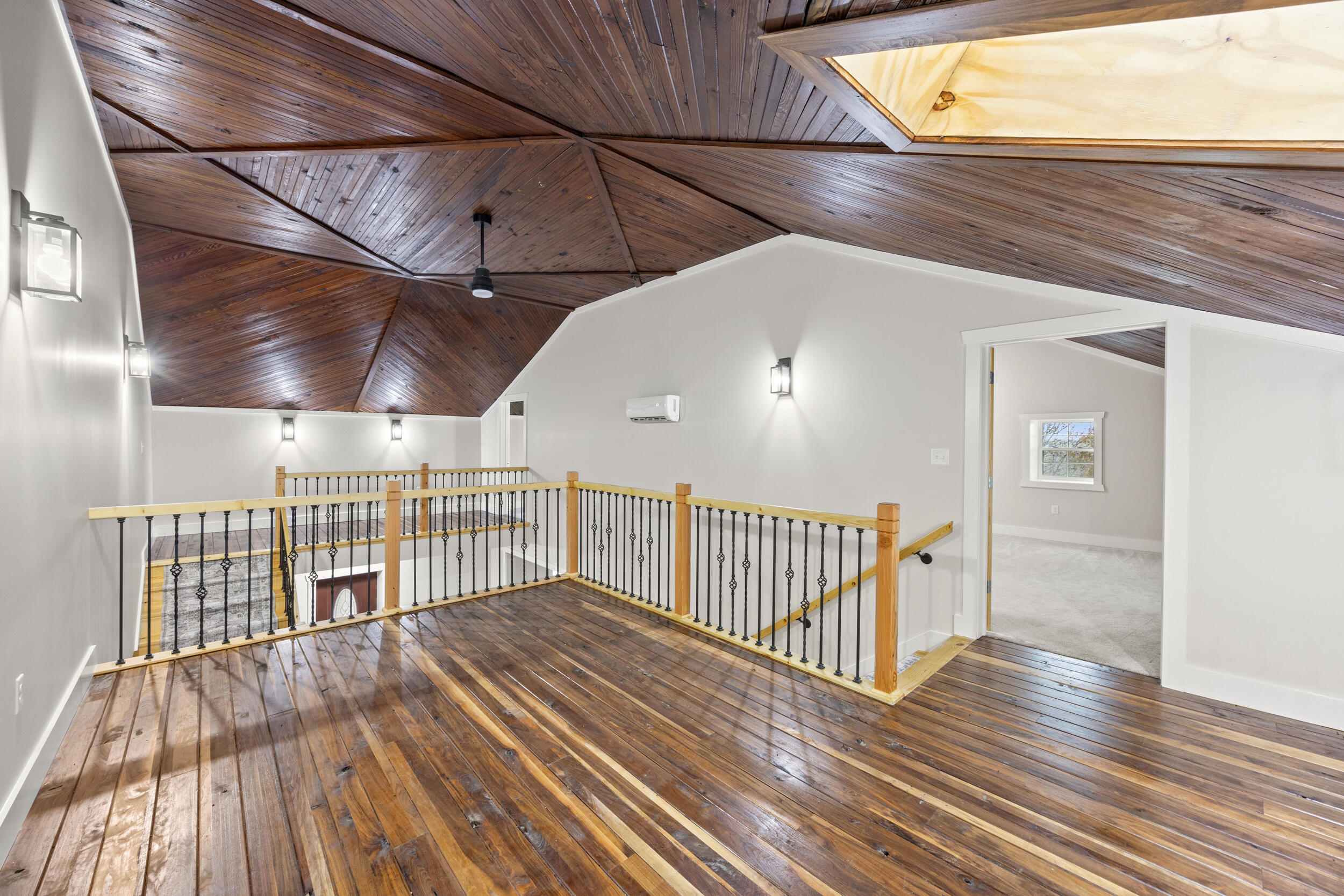 Corinth, Kentucky, 41010, United States, 4 Bedrooms Bedrooms, ,4 BathroomsBathrooms,Residential,For Sale,1992154