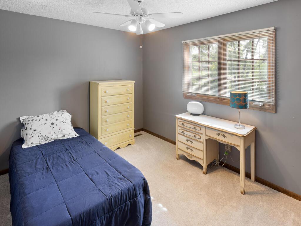 Maple Grove, Minnesota, 55369, United States, 5 Bedrooms Bedrooms, ,1 BathroomBathrooms,Residential,For Sale,1941602