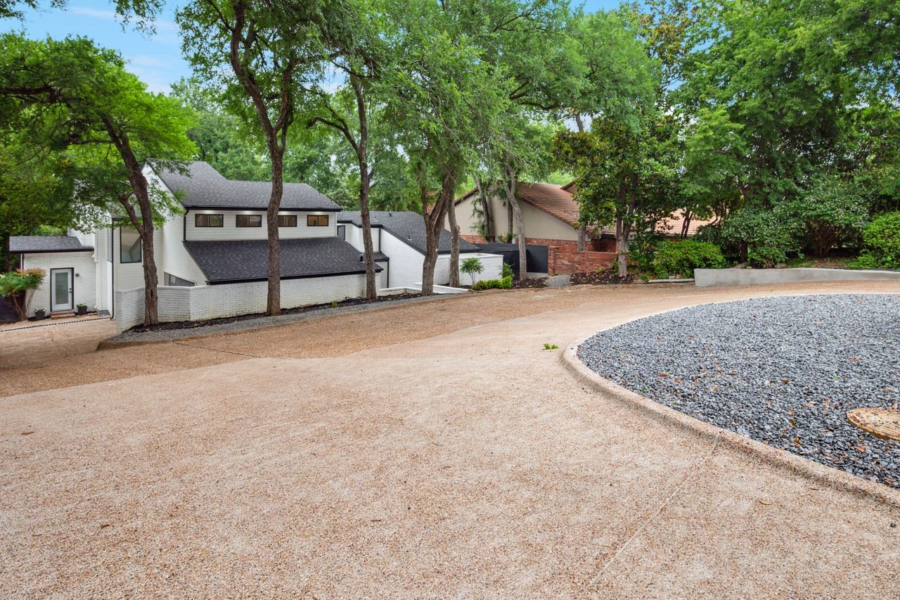 Dallas, Texas, 75230, United States, 4 Bedrooms Bedrooms, ,5 BathroomsBathrooms,Residential,For Sale,1826368