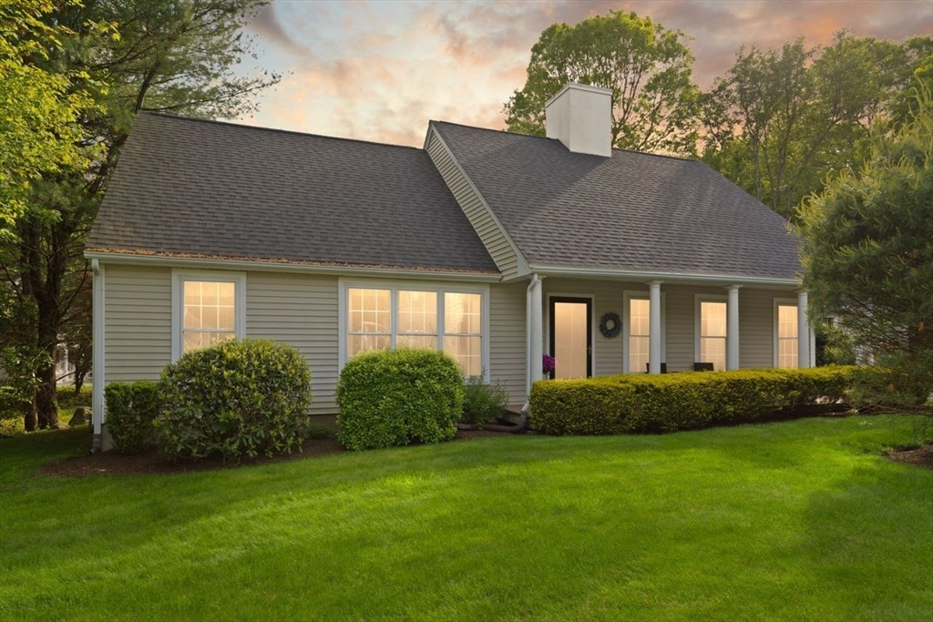 Easton, Massachusetts, 02375, United States, 3 Bedrooms Bedrooms, ,2 BathroomsBathrooms,Residential,For Sale,1838862