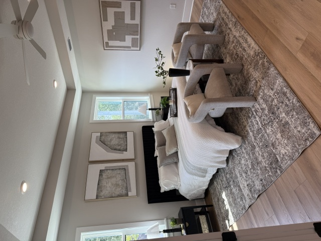 Tampa, Florida, 33611, United States, 5 Bedrooms Bedrooms, ,4 BathroomsBathrooms,Residential,For Sale,1992381