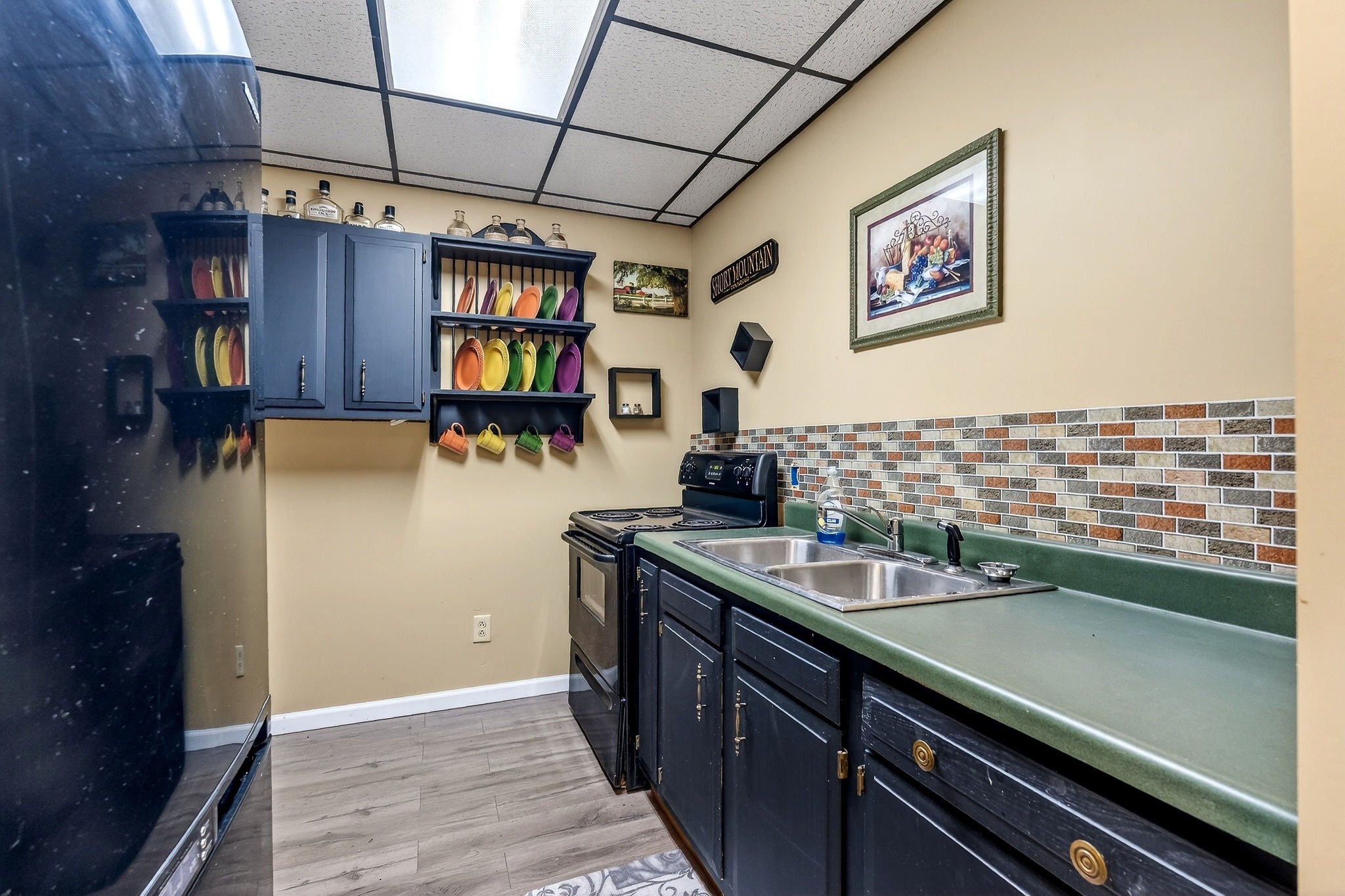 Smithville, Tennessee, 37166, United States, 6 Bedrooms Bedrooms, ,6 BathroomsBathrooms,Residential,For Sale,2008890