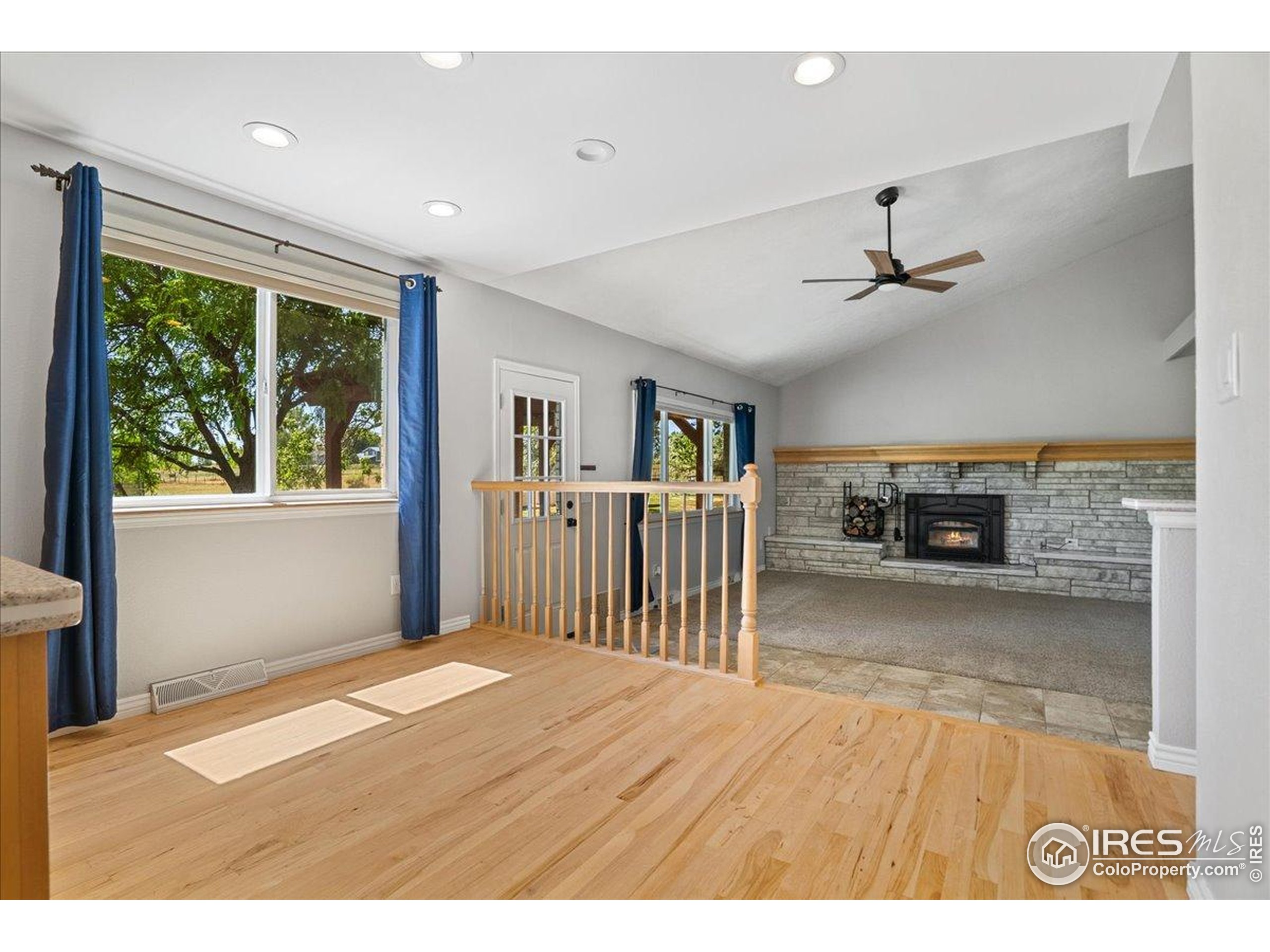 Longmont, Colorado, 80504, United States, 5 Bedrooms Bedrooms, ,1 BathroomBathrooms,Residential,For Sale,1933238
