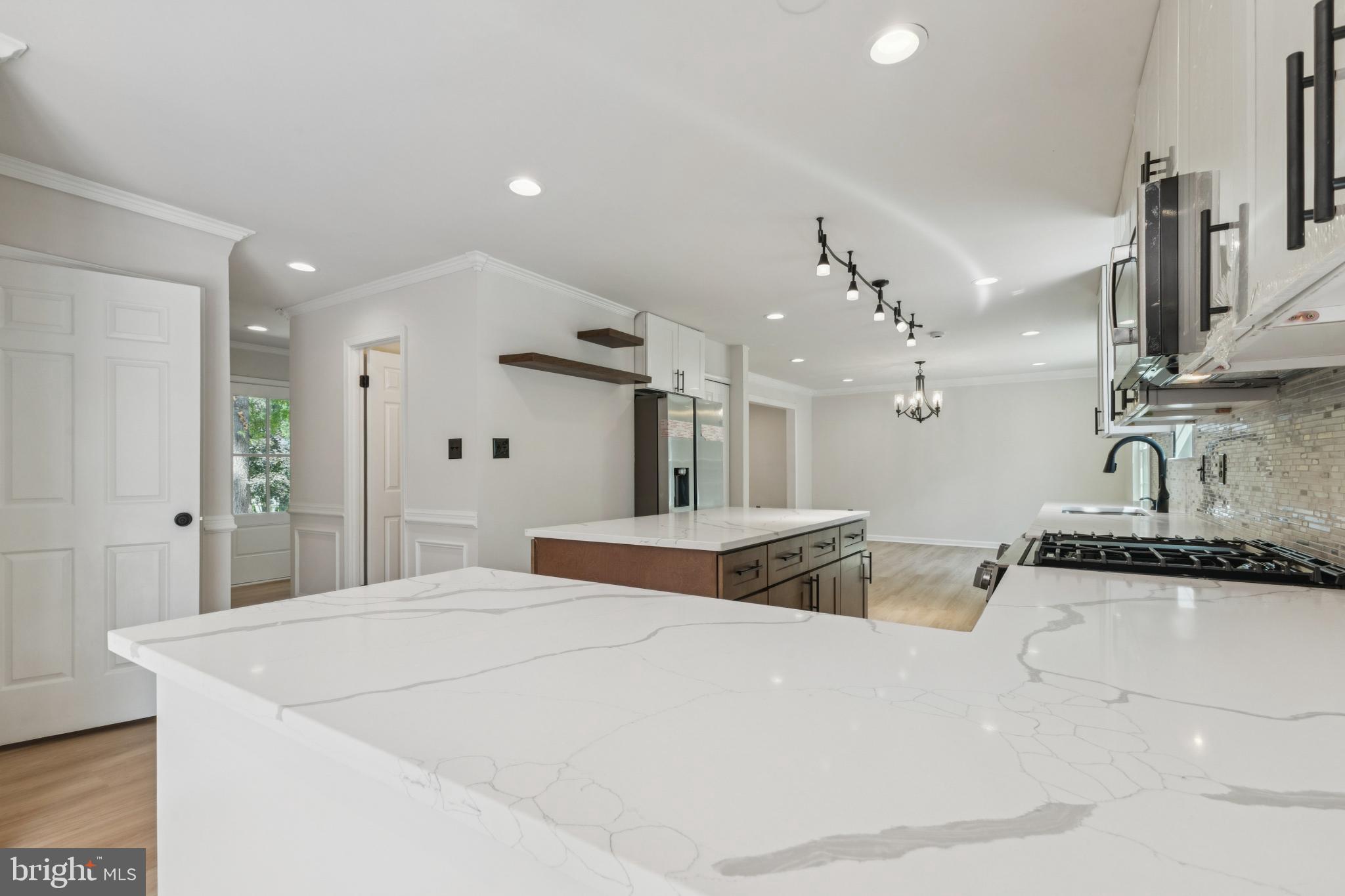 Fairfax, Virginia, 22030, United States, 4 Bedrooms Bedrooms, ,4 BathroomsBathrooms,Residential,For Sale,1978960