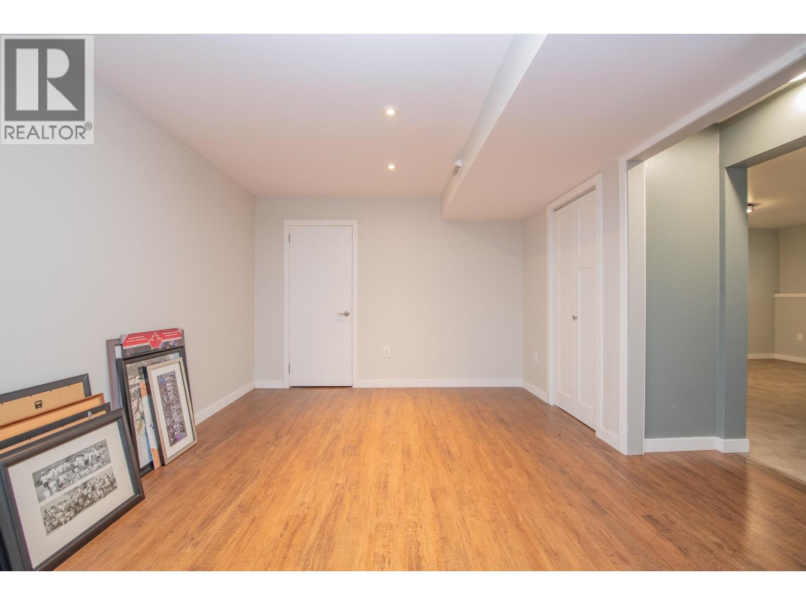 OYAMA, British Columbia, V4V 2C5, CA, 4 Bedrooms Bedrooms, ,2 BathroomsBathrooms,Residential,For Sale,1918800