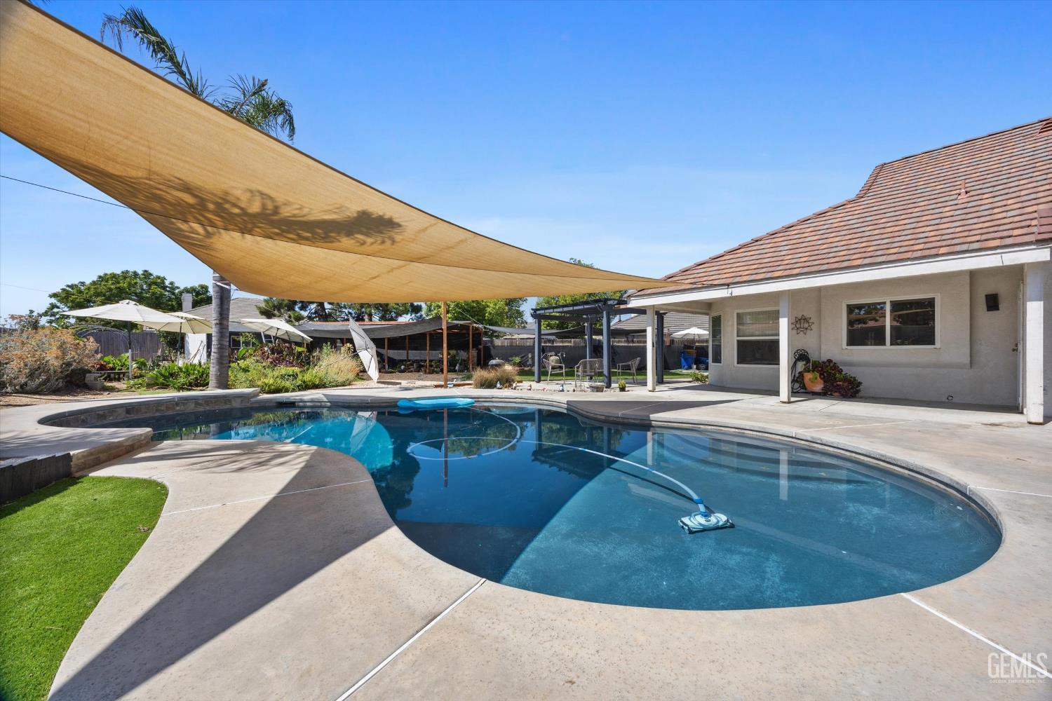 Bakersfield, California, 93312, United States, 4 Bedrooms Bedrooms, ,3 BathroomsBathrooms,Residential,For Sale,1903445