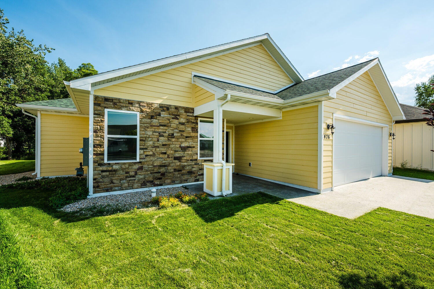 Sheridan, Wyoming, 82801, United States, 4 Bedrooms Bedrooms, ,3 BathroomsBathrooms,Residential,For Sale,1978363