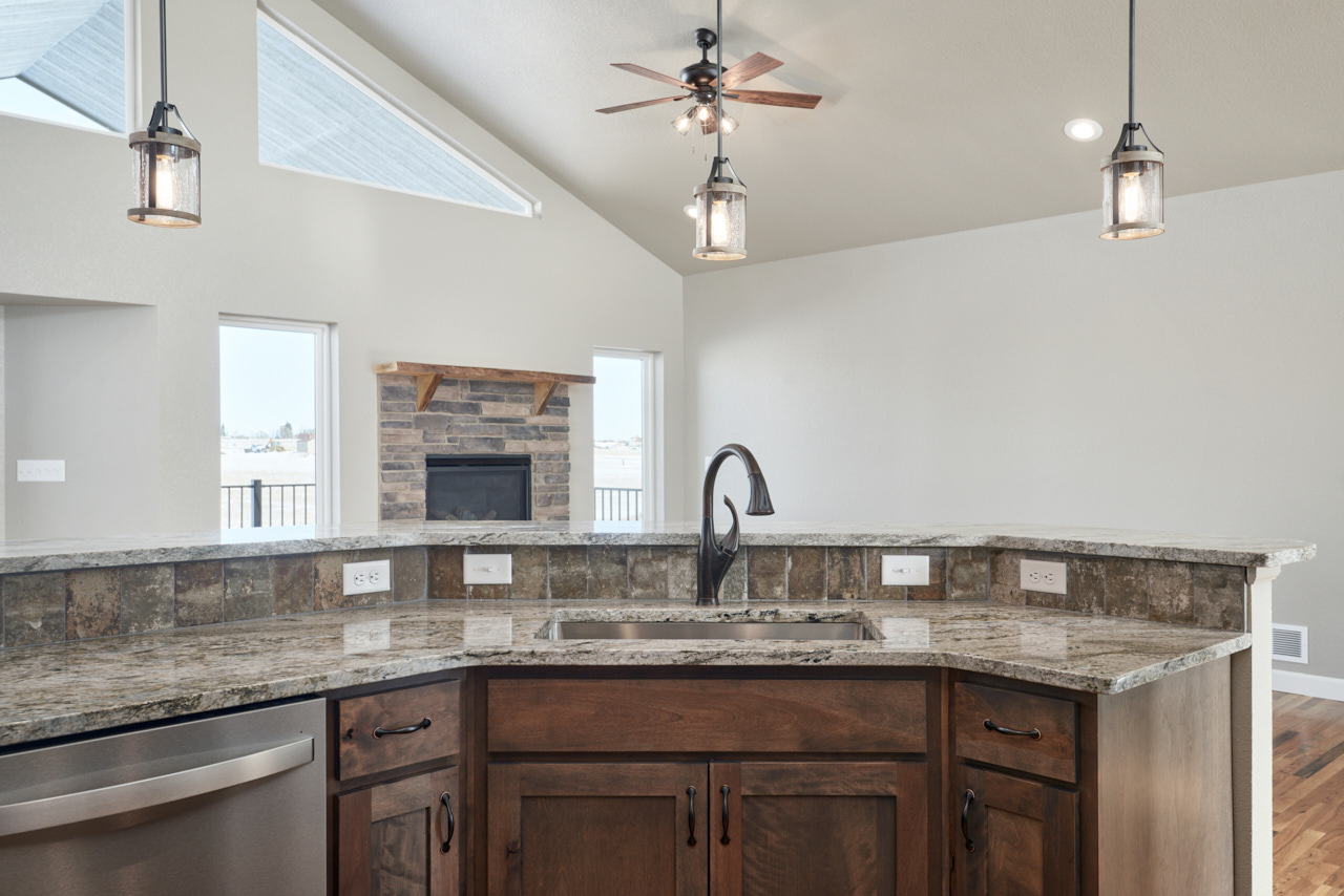 Cheyenne, Wyoming, 82009, United States, 3 Bedrooms Bedrooms, ,2 BathroomsBathrooms,Residential,For Sale,1982343