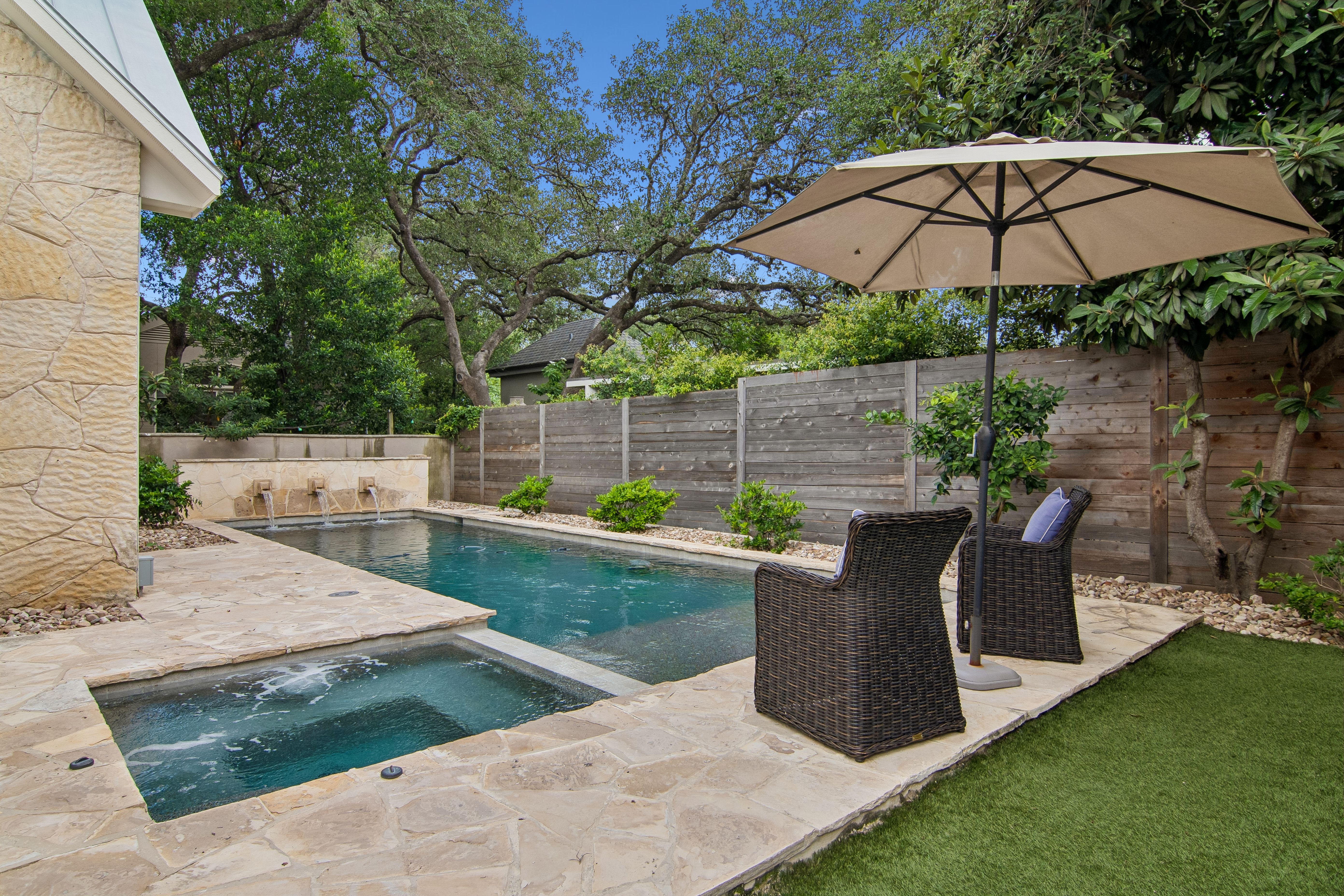  Private Estate on Oversized Alamo Heights Lot - 物件實景