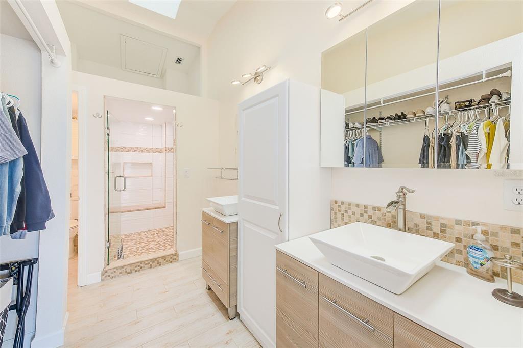 Indian Rocks Beach, Florida, 33785, United States, 3 Bedrooms Bedrooms, ,3 BathroomsBathrooms,Residential,For Sale,1995904