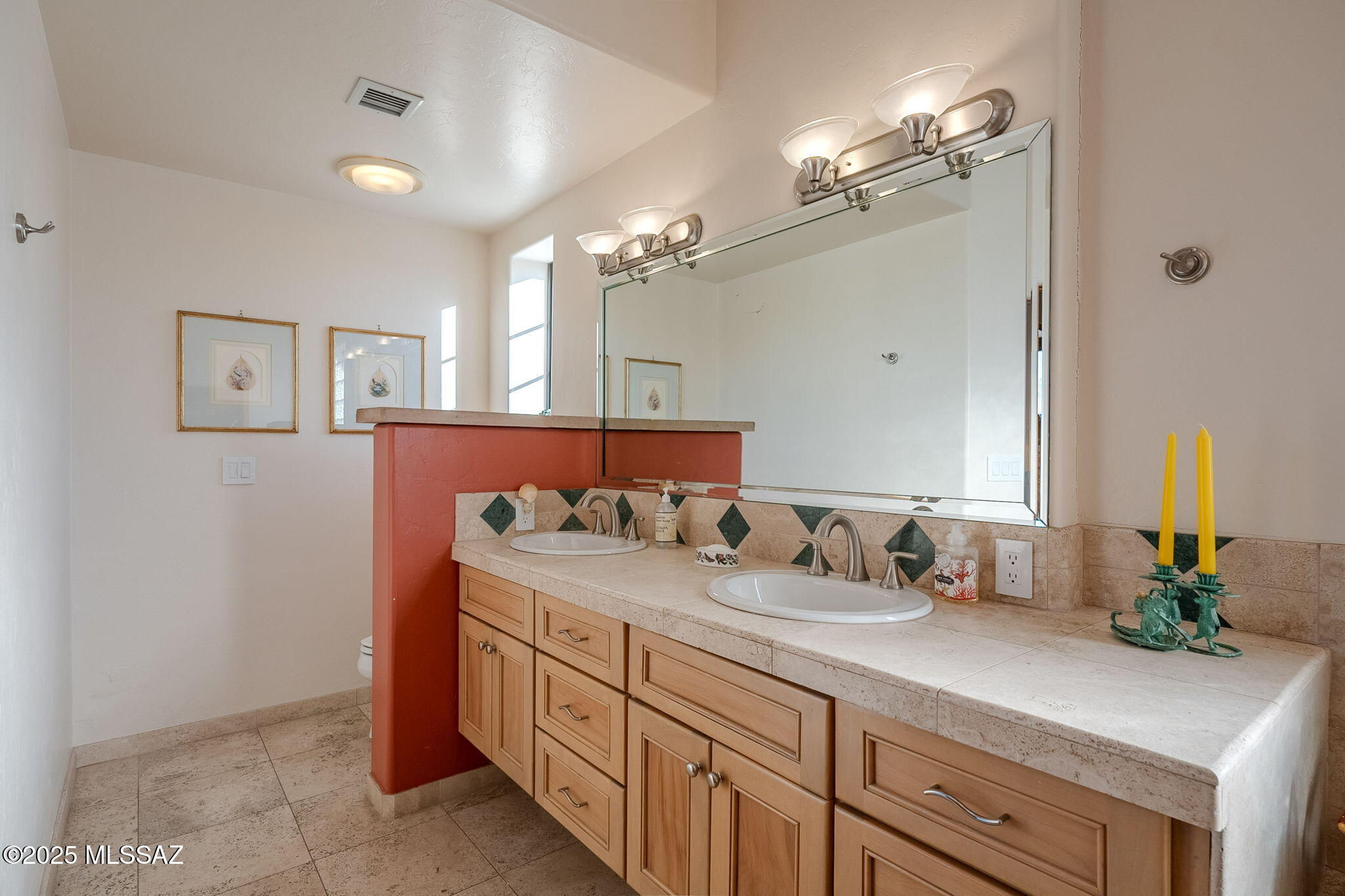 Tucson, Arizona, 85719, United States, 5 Bedrooms Bedrooms, ,5 BathroomsBathrooms,Residential,For Sale,1778389
