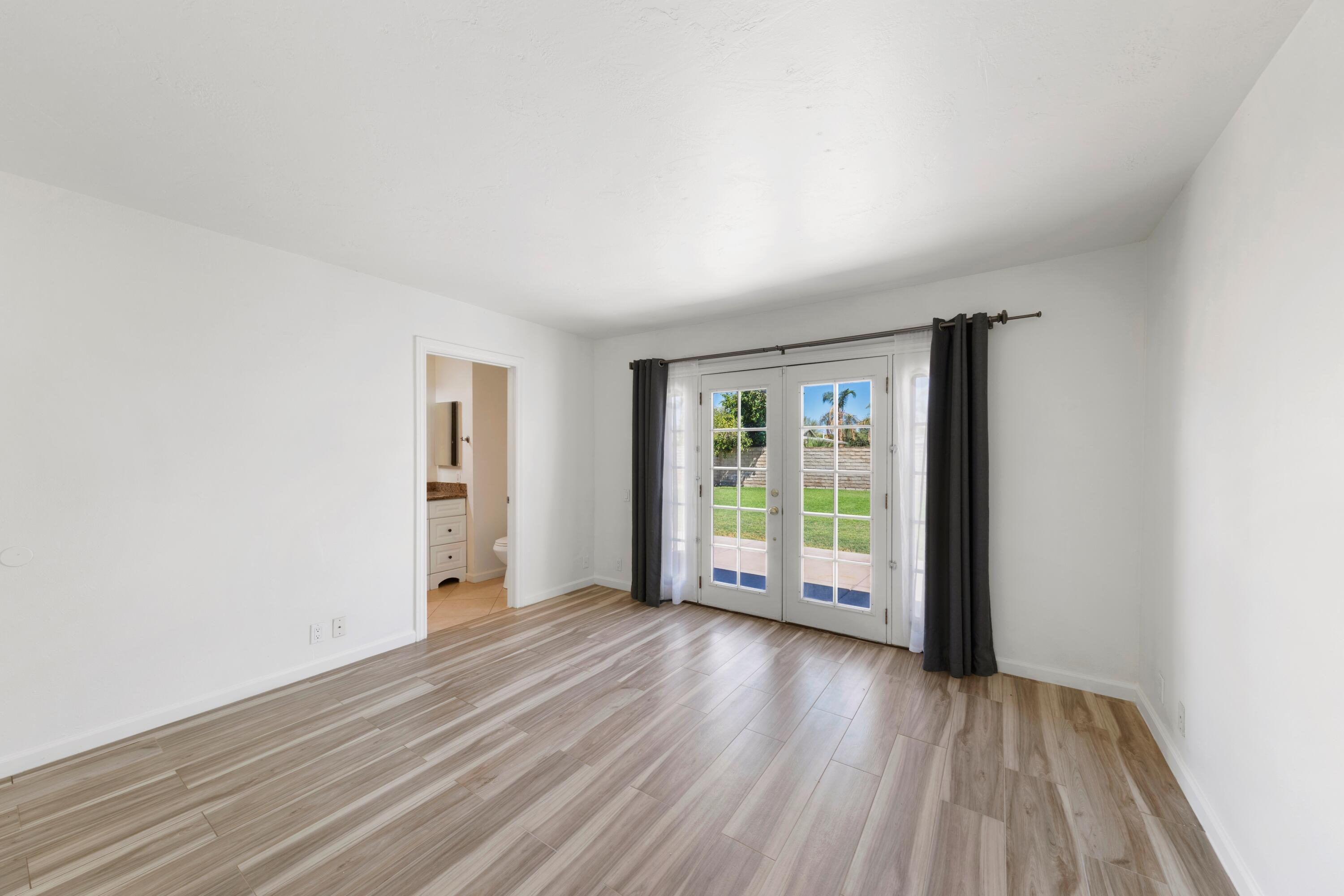 Palm Desert, California, 92260, United States, 3 Bedrooms Bedrooms, ,2 BathroomsBathrooms,Residential,For Sale,1906688