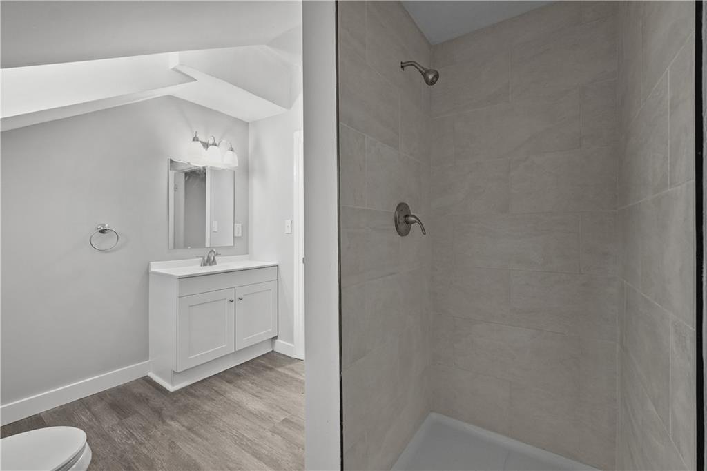 Providence, Rhode Island, 02906, United States, 3 Bedrooms Bedrooms, ,2 BathroomsBathrooms,Residential,For Sale,1850719