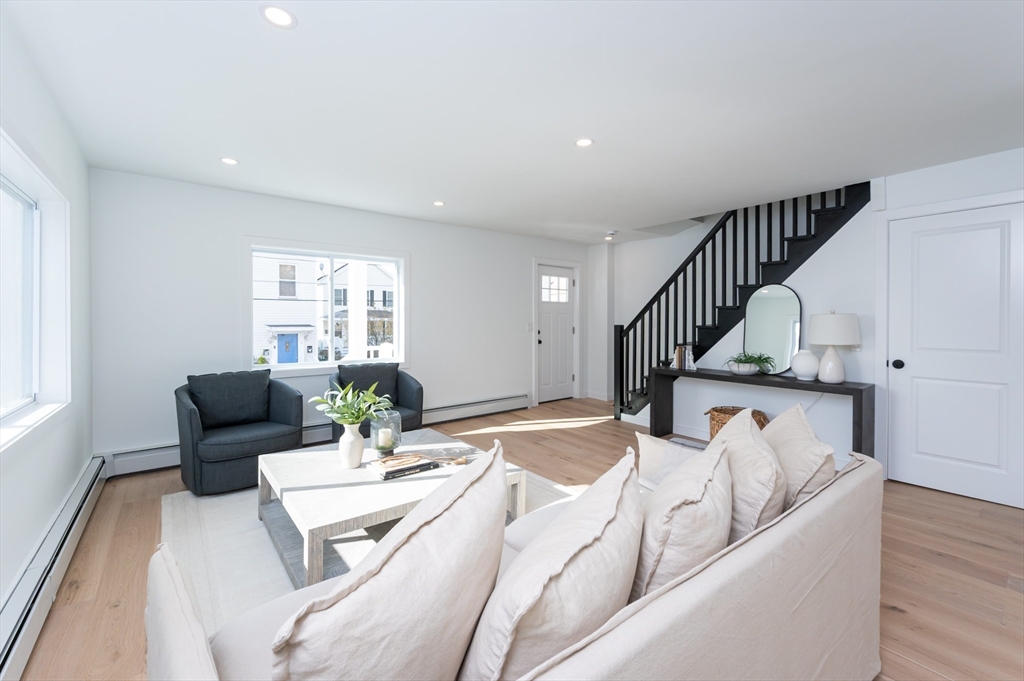 Haverhill, Massachusetts, 01830, United States, 4 Bedrooms Bedrooms, ,2 BathroomsBathrooms,Residential,For Sale,1991718