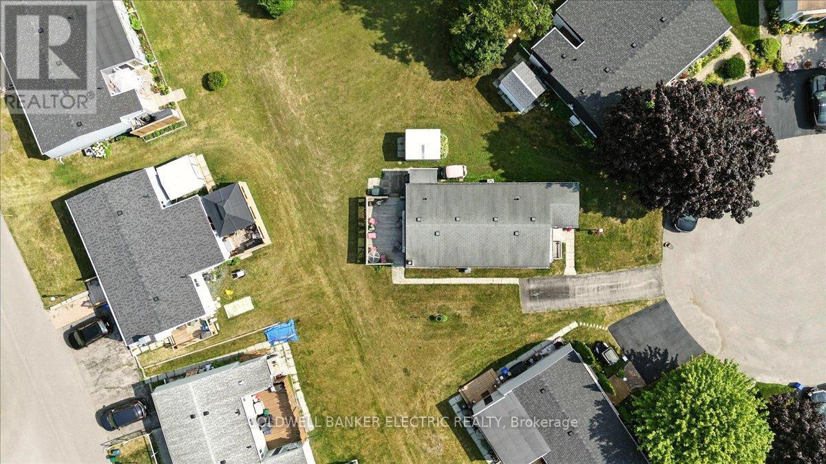 CLARINGTON (NEWCASTLE), Ontario, L1B 1A8, CA, 2 Bedrooms Bedrooms, ,1 BathroomBathrooms,Residential,For Sale,1891909
