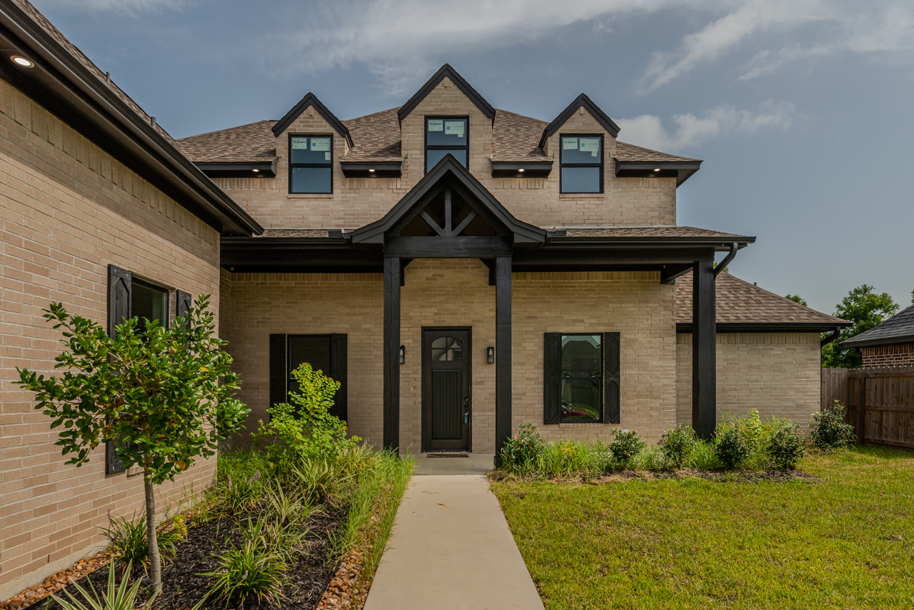 Beaumont, Texas, 77713, United States, 4 Bedrooms Bedrooms, ,Residential,For Sale,1885612