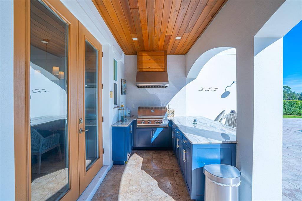 Lake Mary, Florida, 32746, United States, 4 Bedrooms Bedrooms, ,5 BathroomsBathrooms,Residential,For Sale,1998776