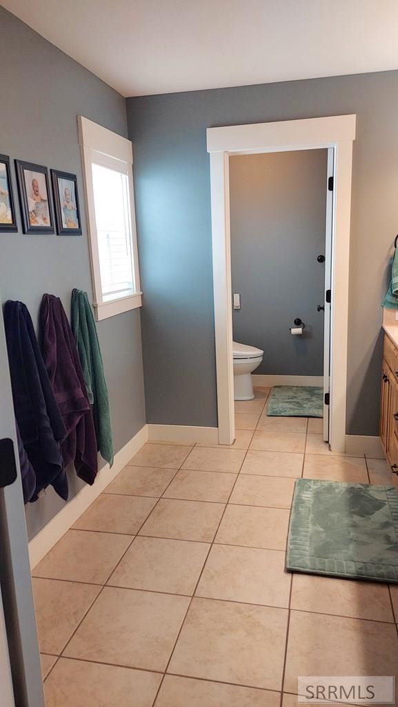 IDAHO FALLS, Idaho, 83401, United States, 5 Bedrooms Bedrooms, ,4 BathroomsBathrooms,Residential,For Sale,1895056