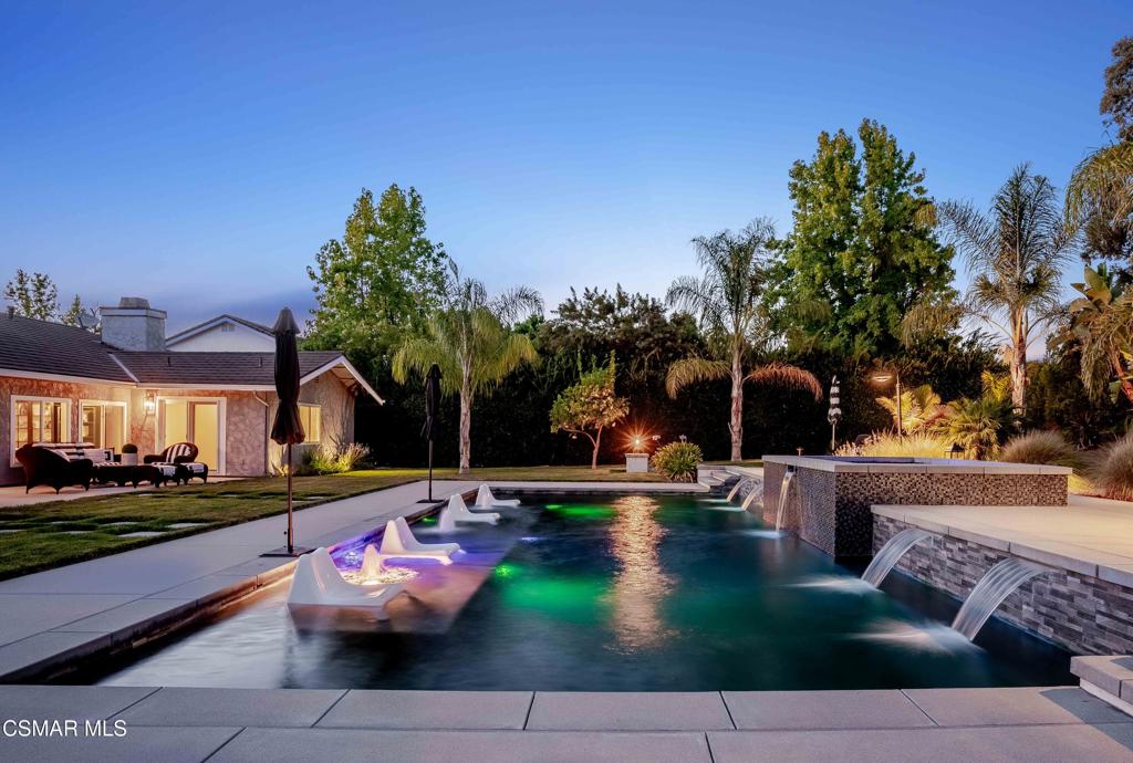 Simi Valley, California, 93065, United States, 4 Bedrooms Bedrooms, ,3 BathroomsBathrooms,Residential,For Sale,1941283