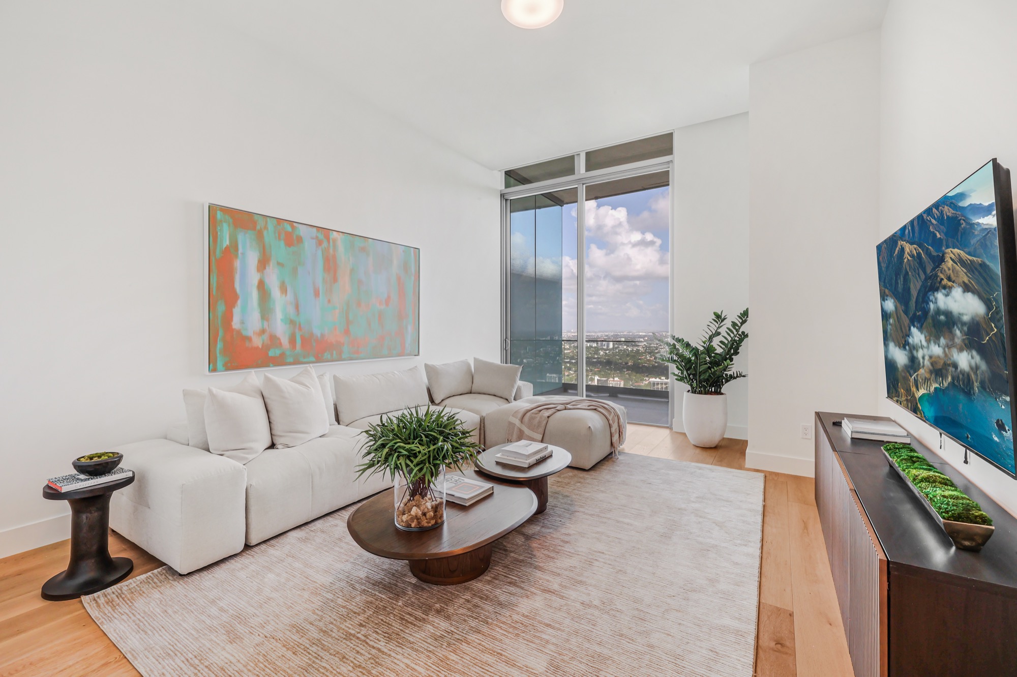  175 SE 25 Road, Miami, FL, 33129 - 物件實景