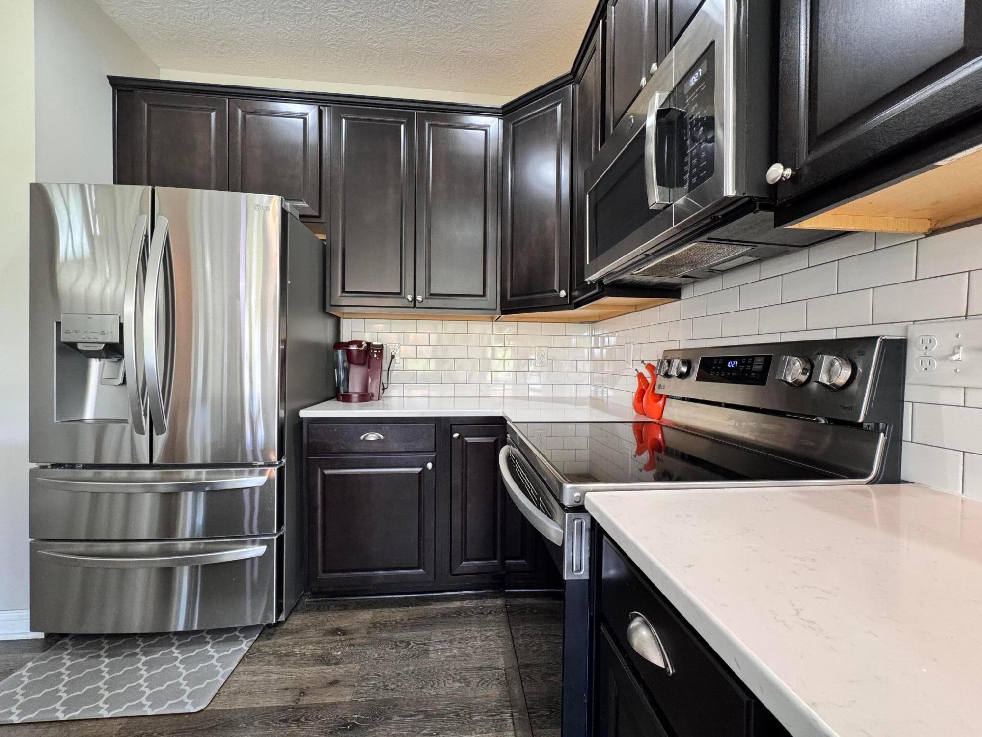 Powell, Ohio, 43065, United States, 3 Bedrooms Bedrooms, ,2 BathroomsBathrooms,Residential,For Sale,1989731