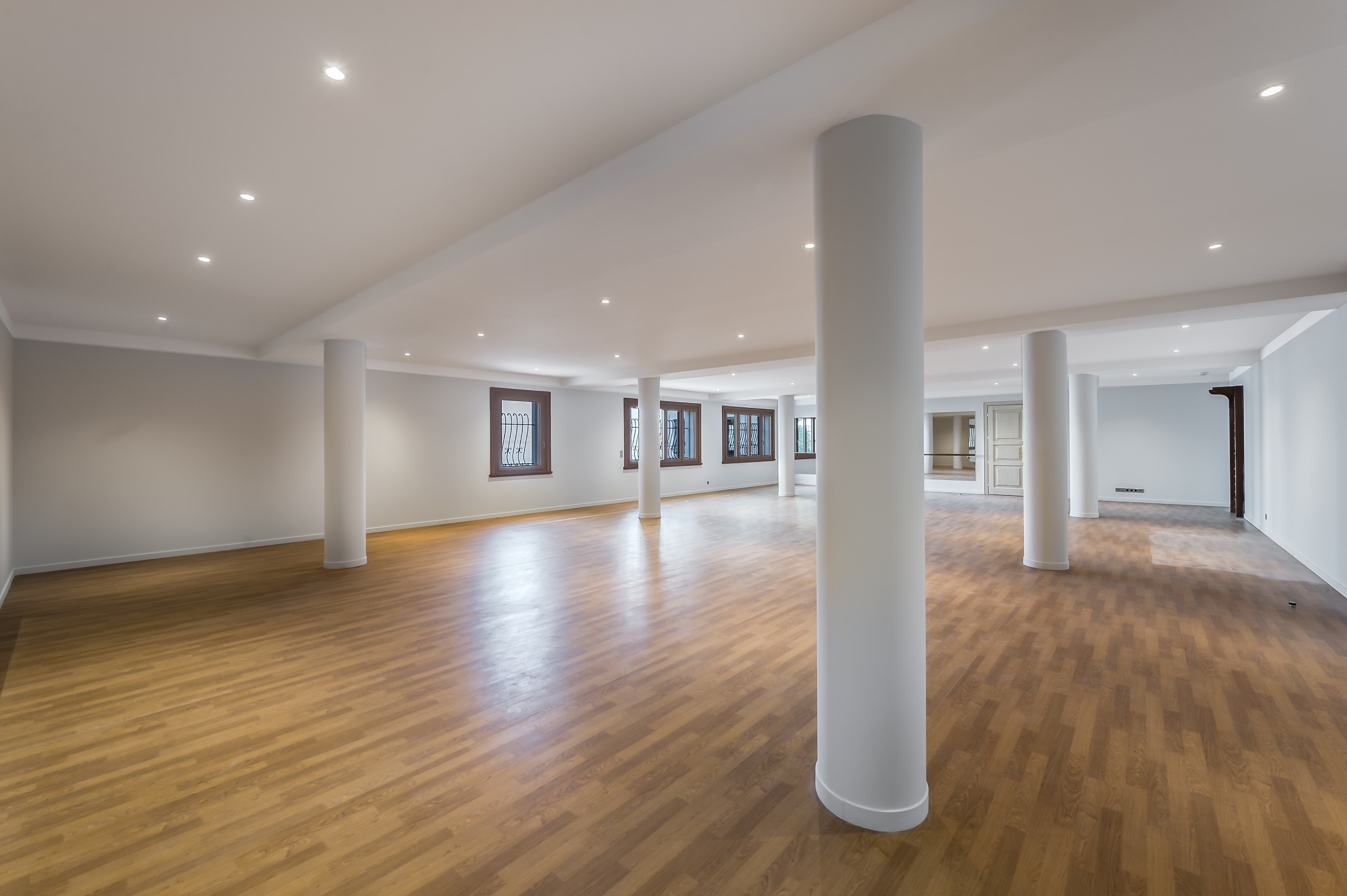  BEAUTIFUL WATERFRONT PROPERTY - 物件實景