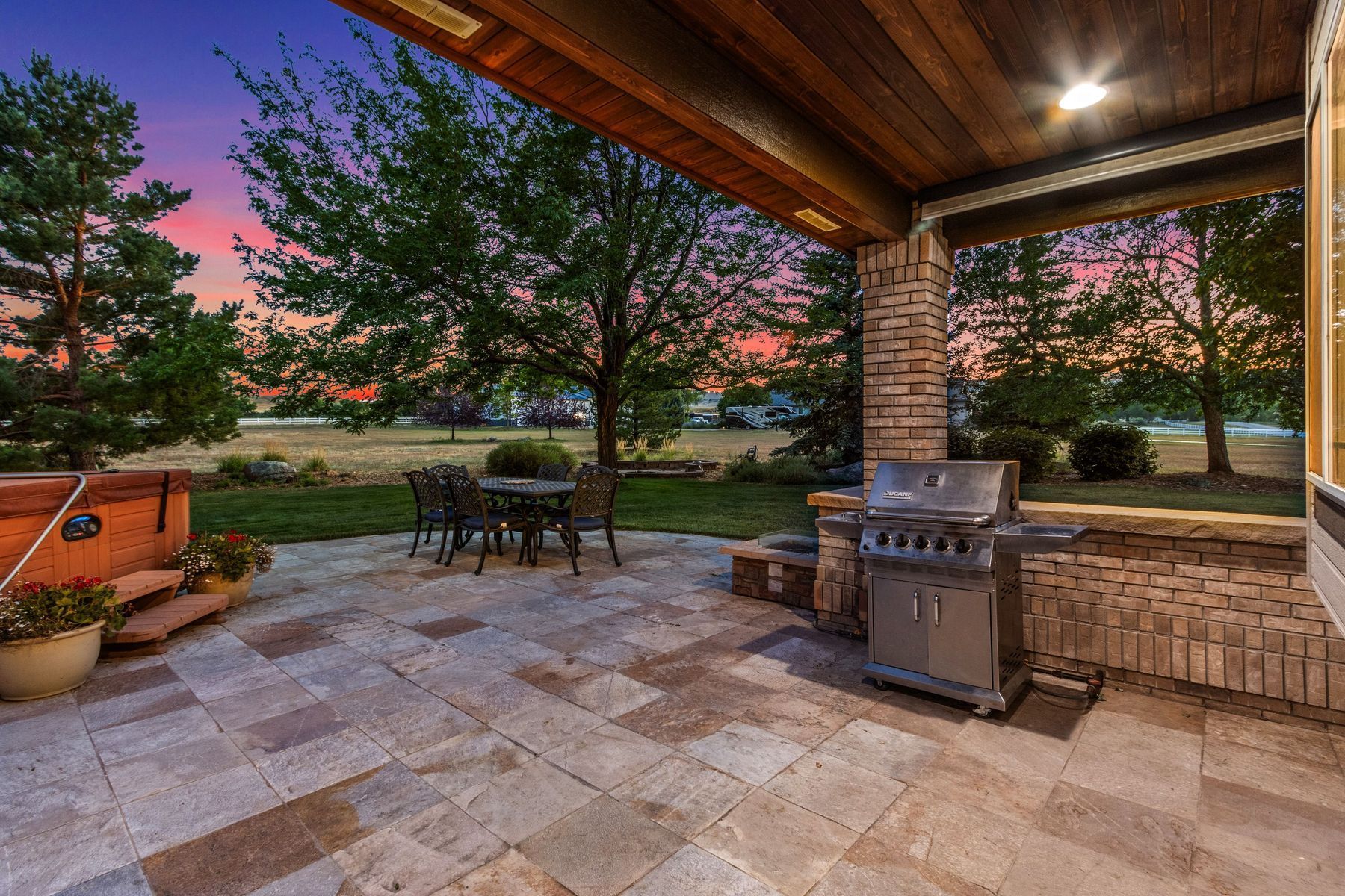  Stunning 5.1-Acre Horse Property in Southwest Loveland - 物件實景