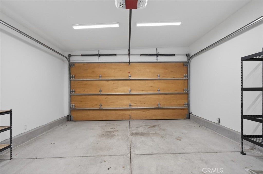 Los Angeles, California, 90026, United States, 3 Bedrooms Bedrooms, ,3 BathroomsBathrooms,Residential,For Sale,2040184