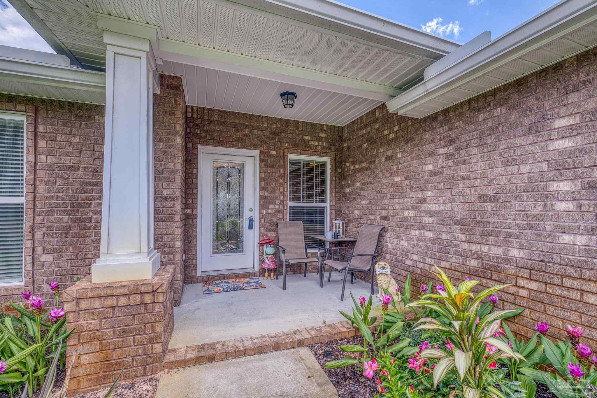 Navarre, Florida, 32566, United States, 4 Bedrooms Bedrooms, ,3 BathroomsBathrooms,Residential,For Sale,1924675