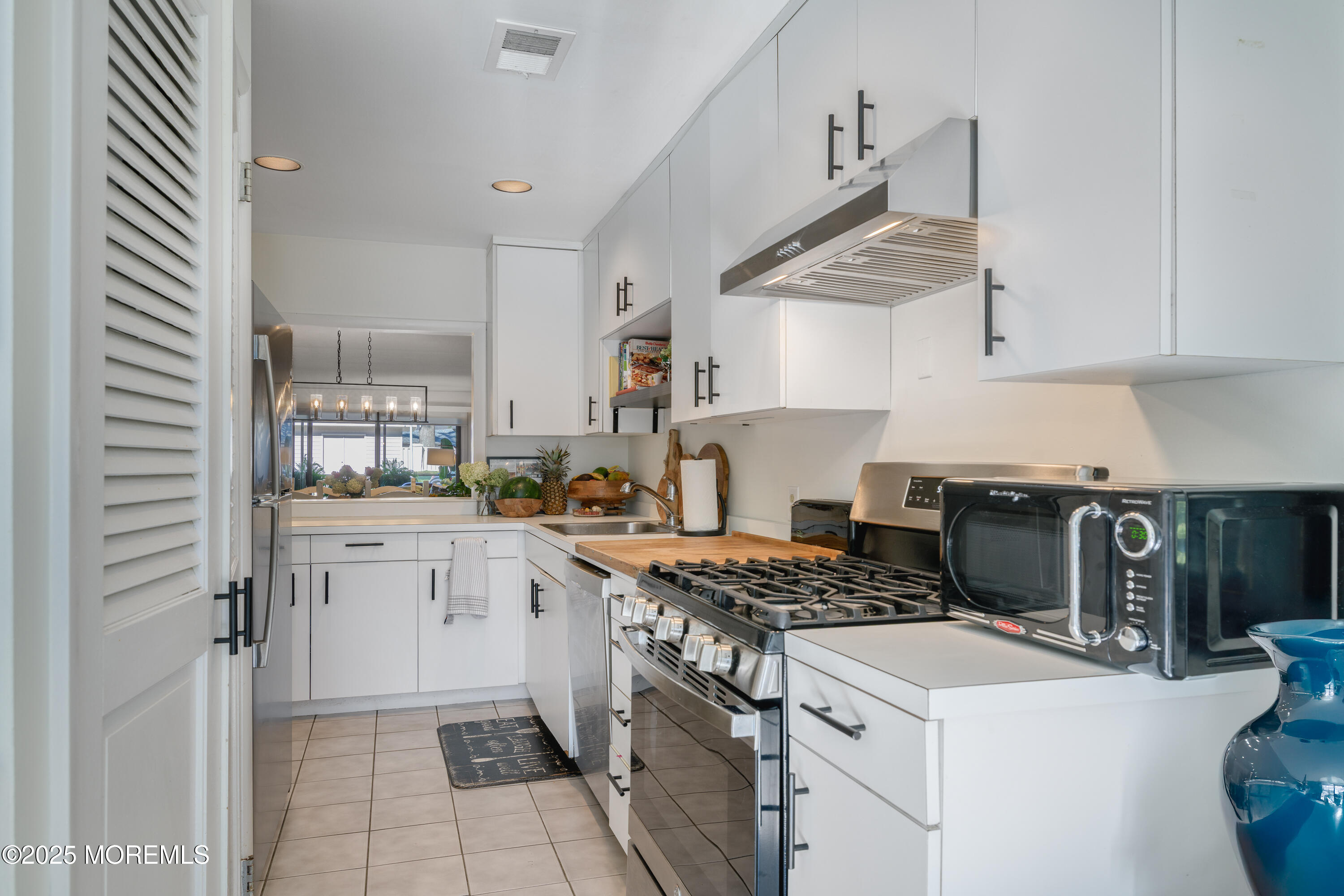 Point Pleasant, New Jersey, 08742, United States, 2 Bedrooms Bedrooms, ,2 BathroomsBathrooms,Residential,For Sale,1932657